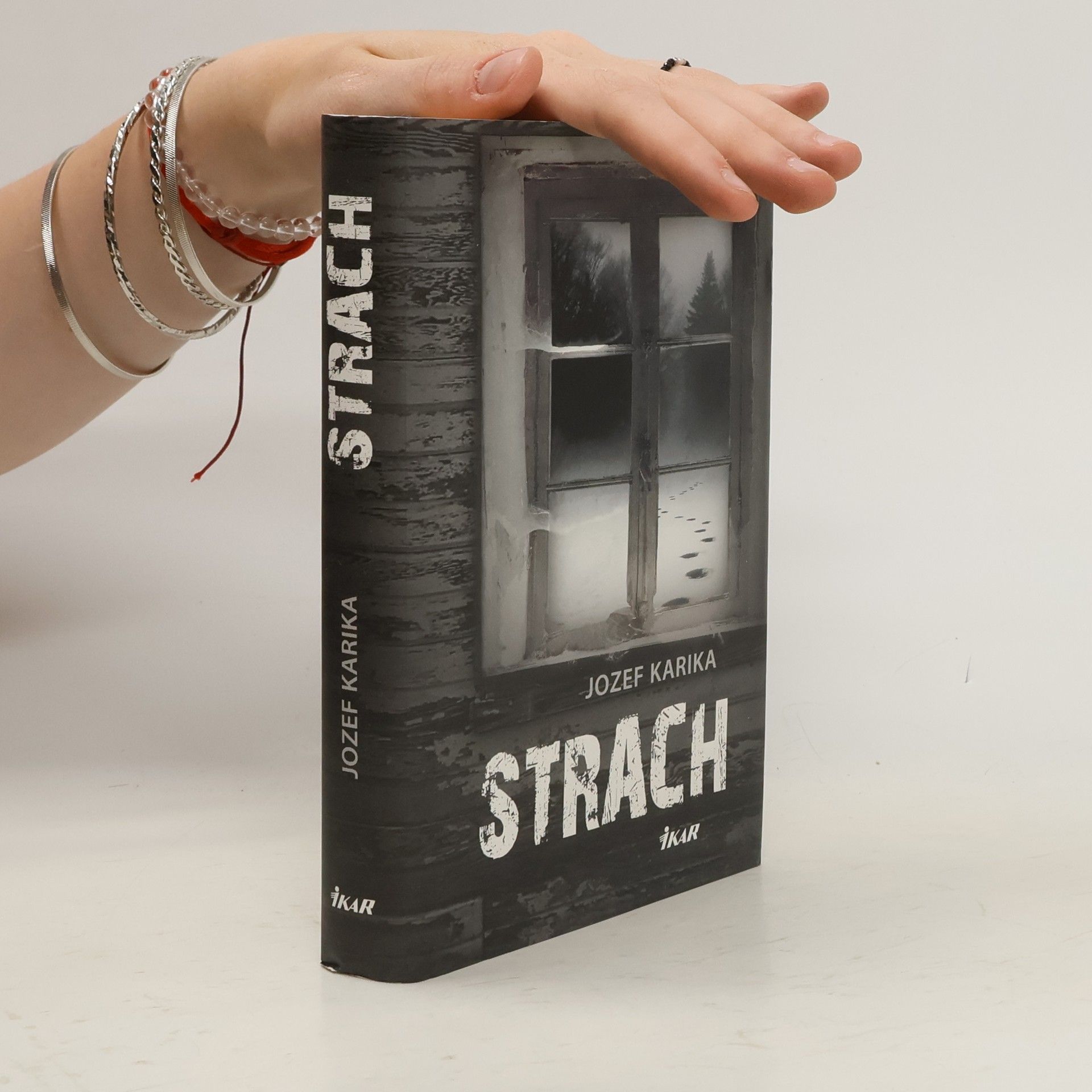 Jozef Karika Strach