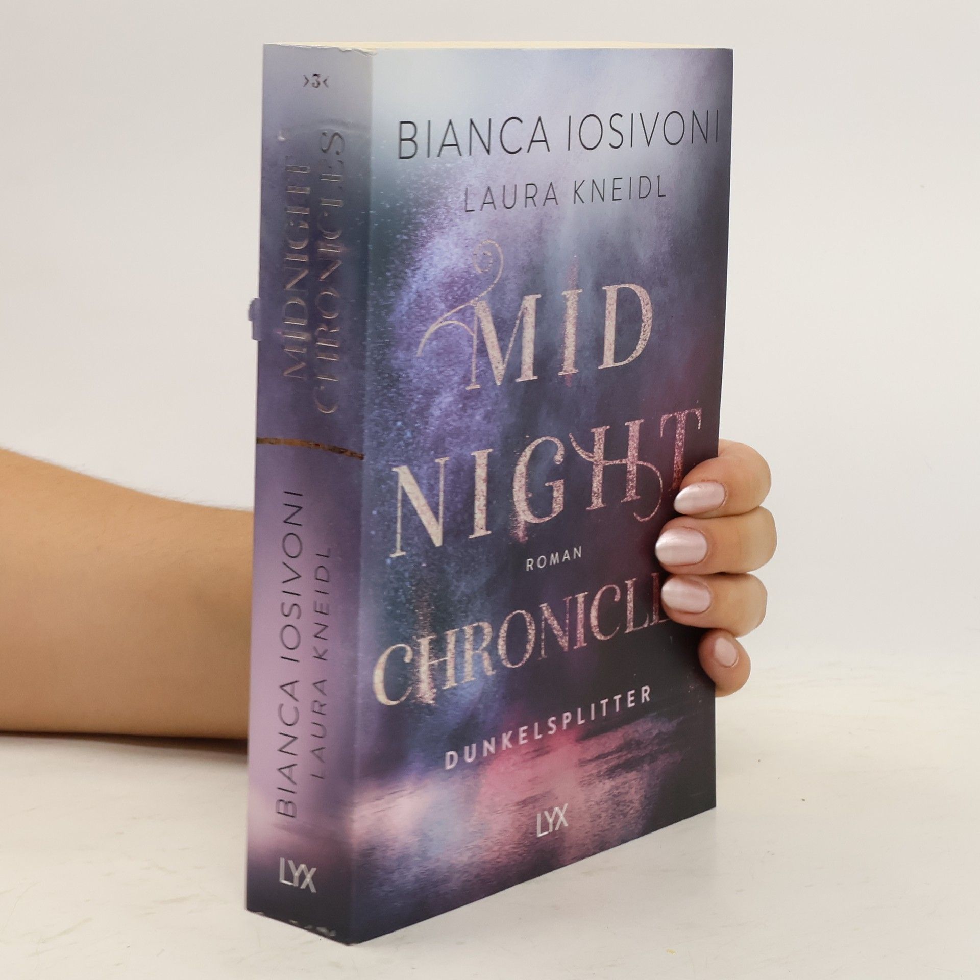 Laura Kneidl Midnight Chronicles