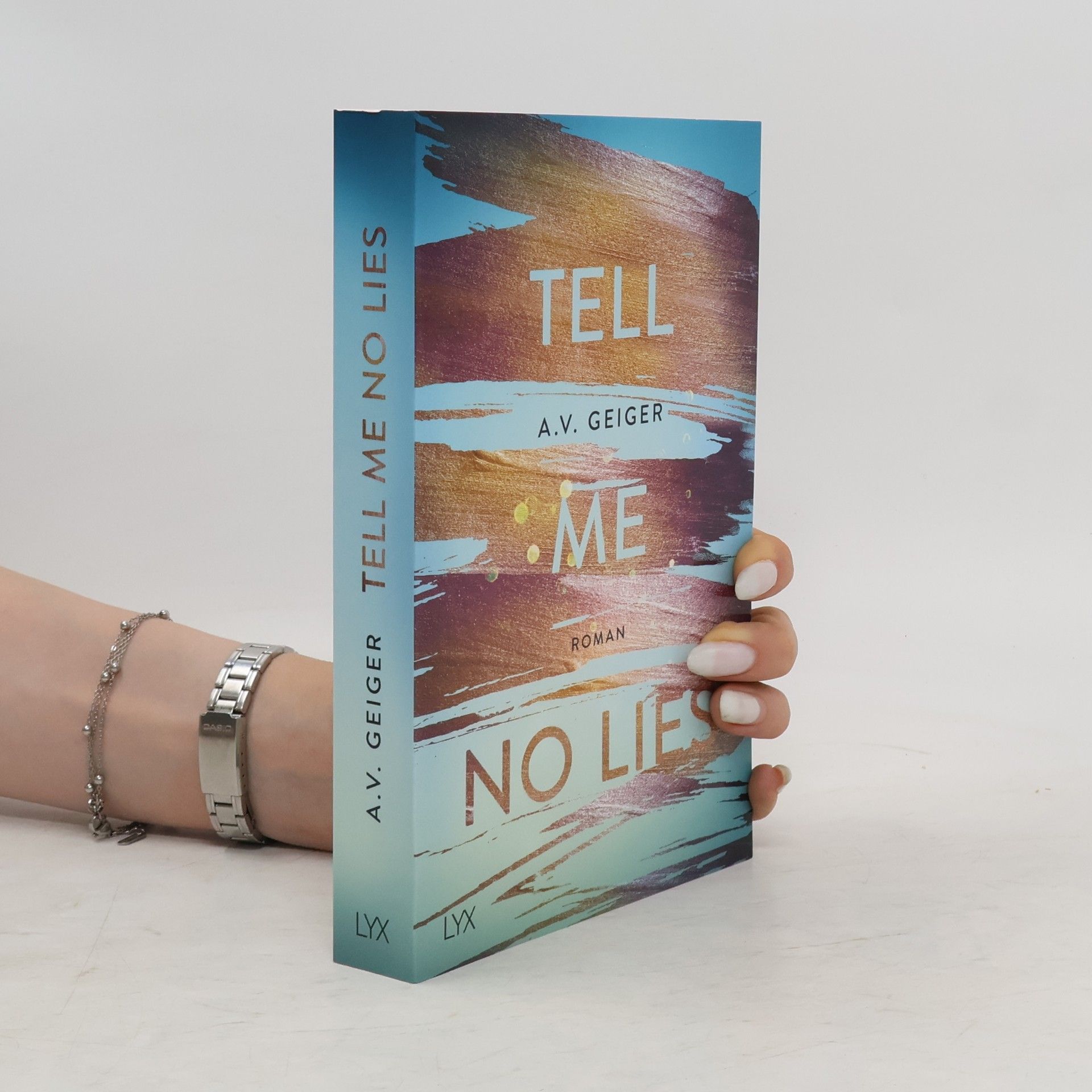 A.V. Geiger Tell me no lies