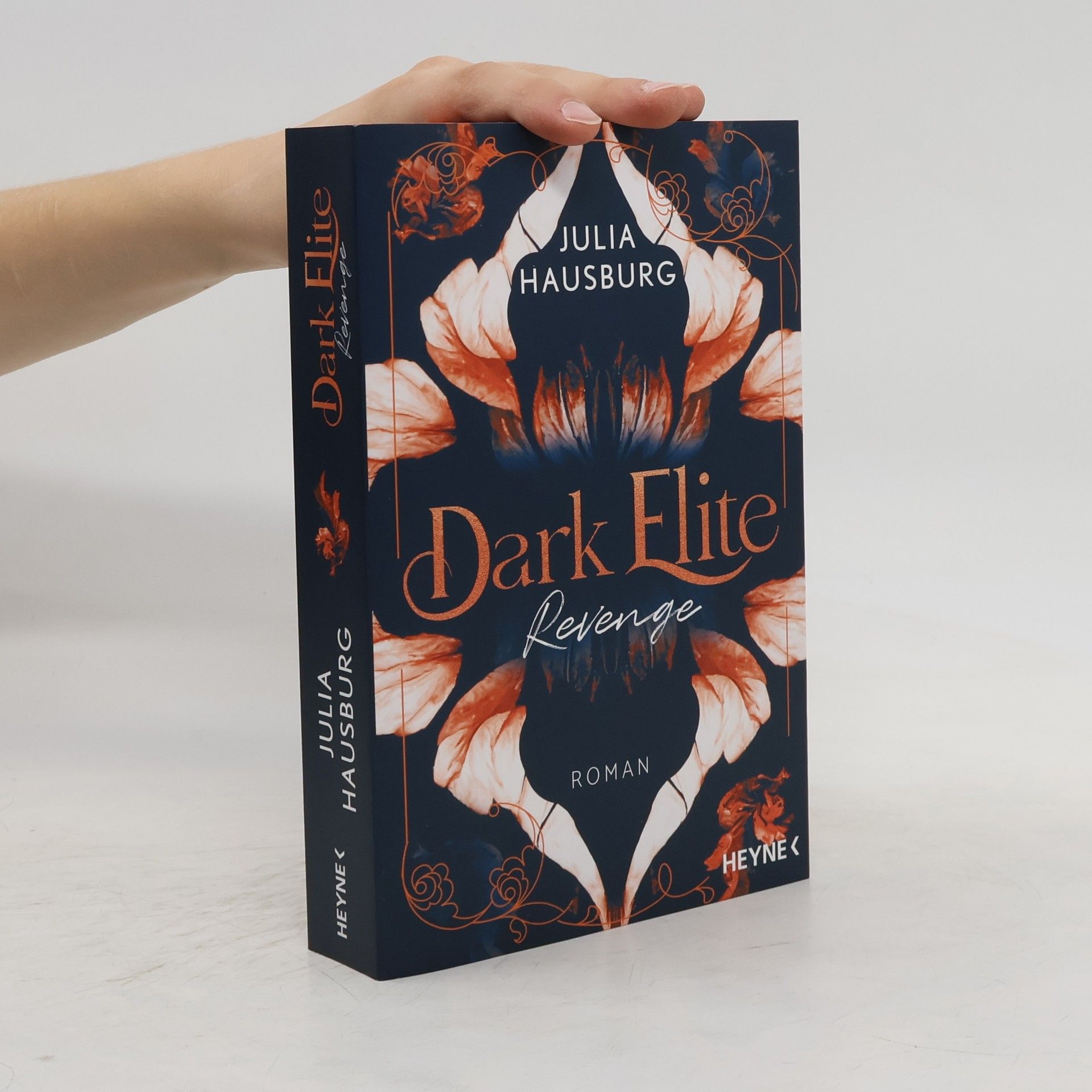 Julia Hausburg Dark Elite – Revenge