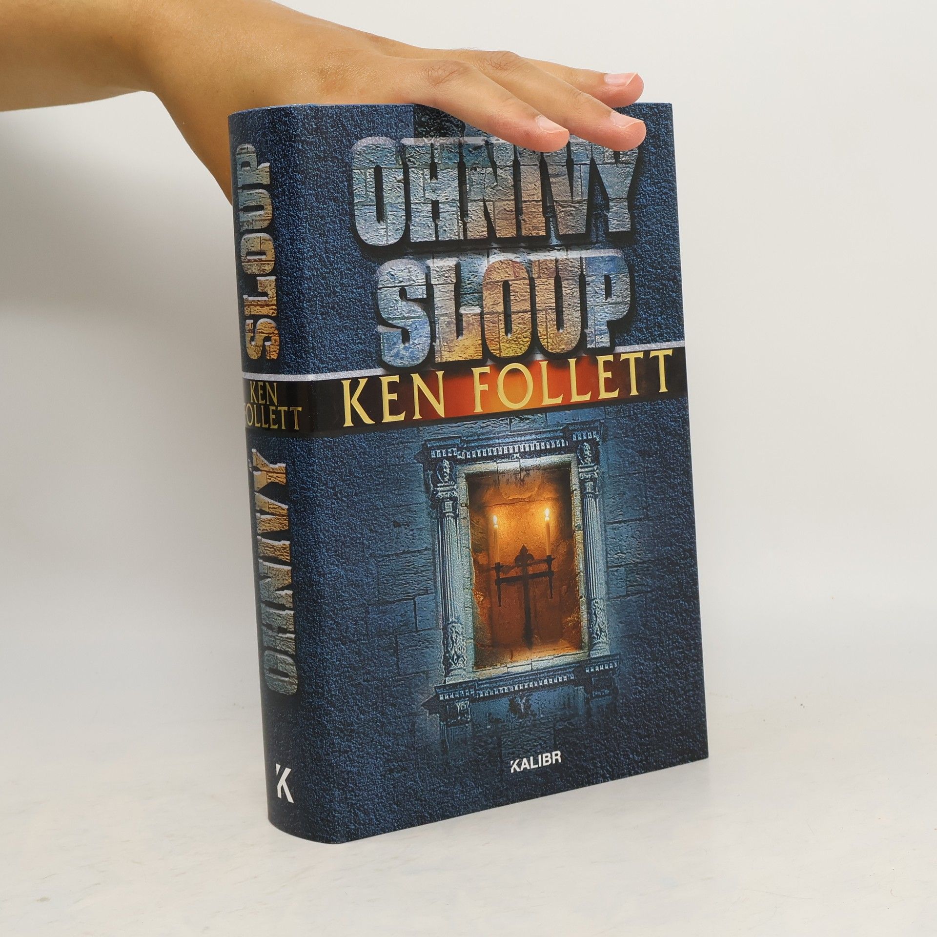 Ken Follett Ohnivý sloup