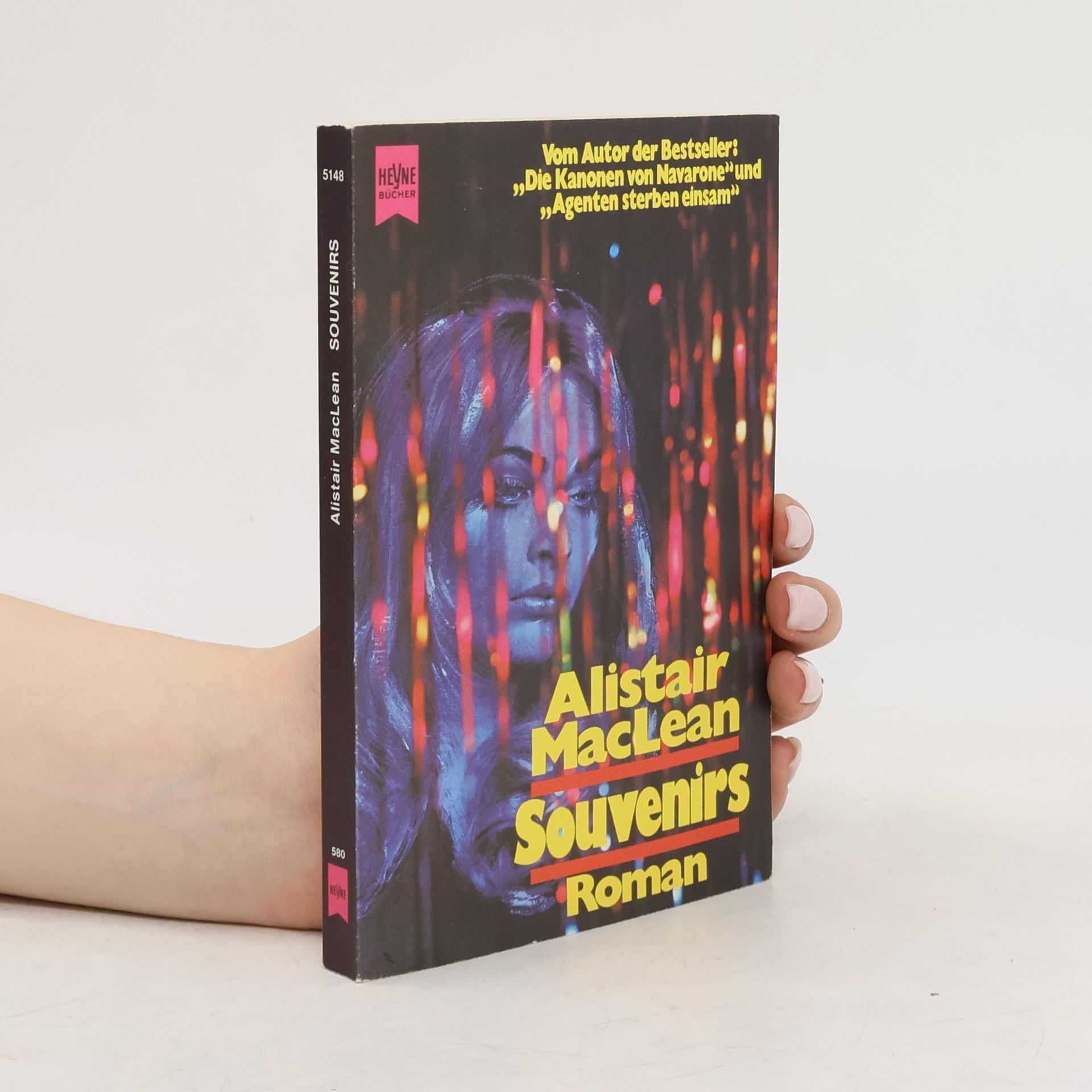 Daphne du Maurier Souvenirs