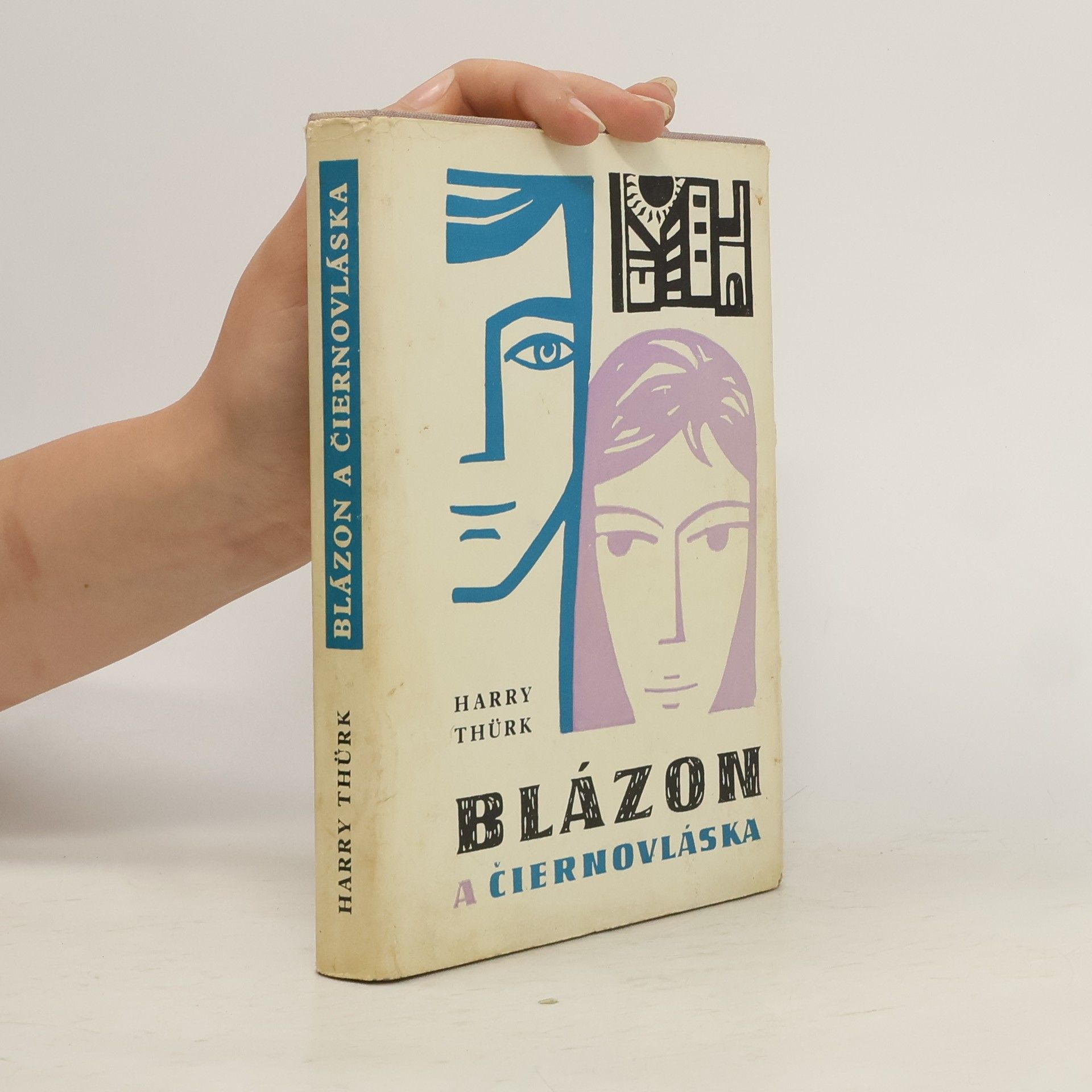 H. Thürk Blázon a čiernovláska
