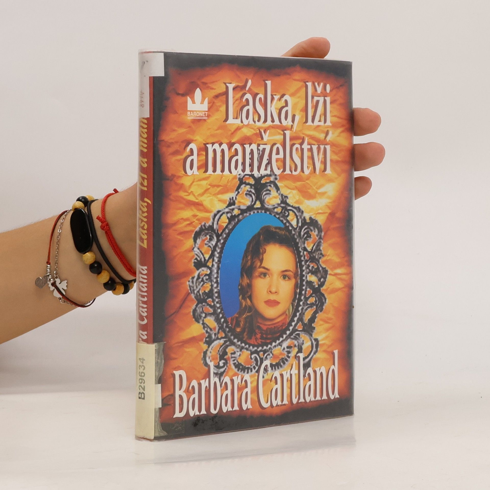 Láska, lži a manželství