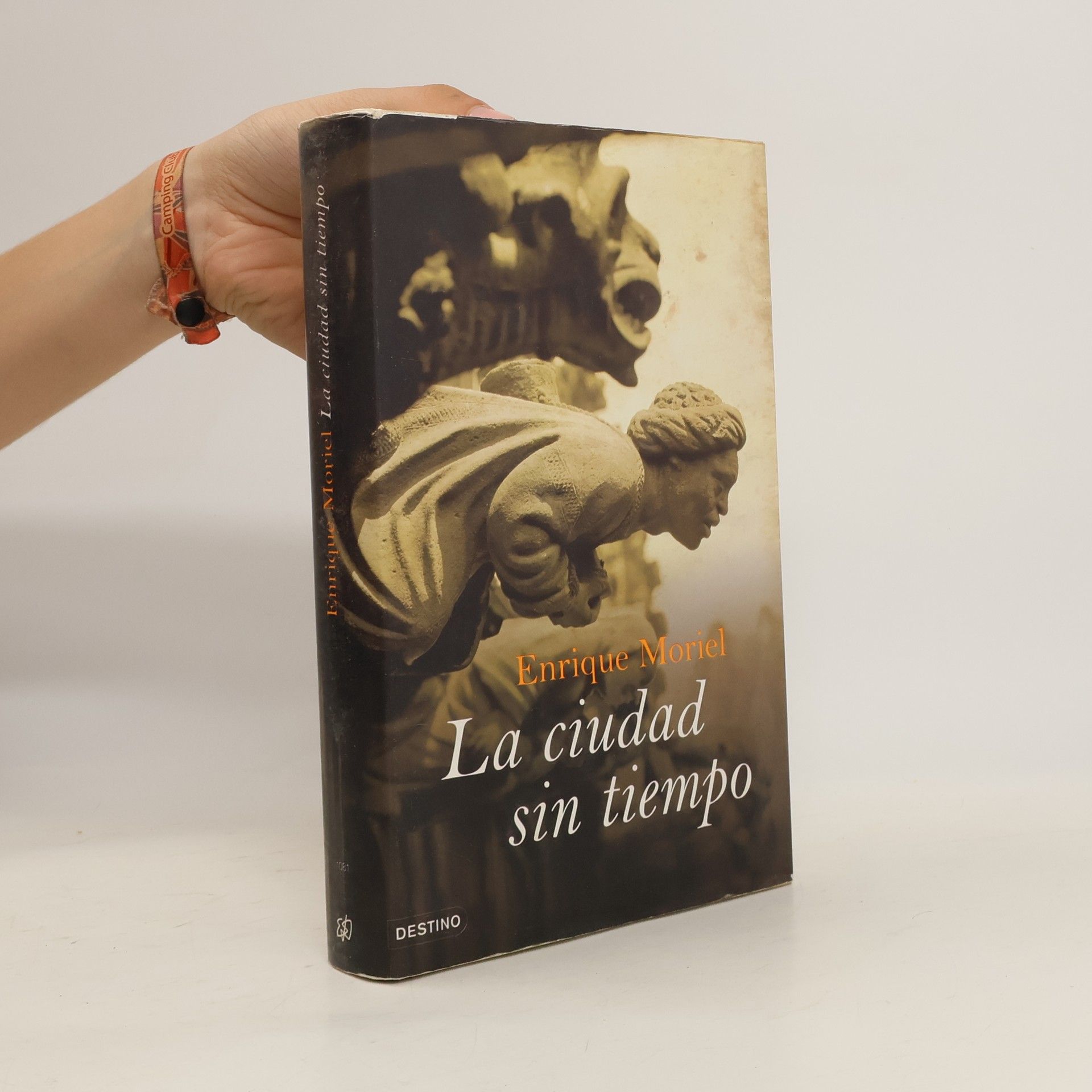 Francisco González Ledesma La ciudad sin tiempo