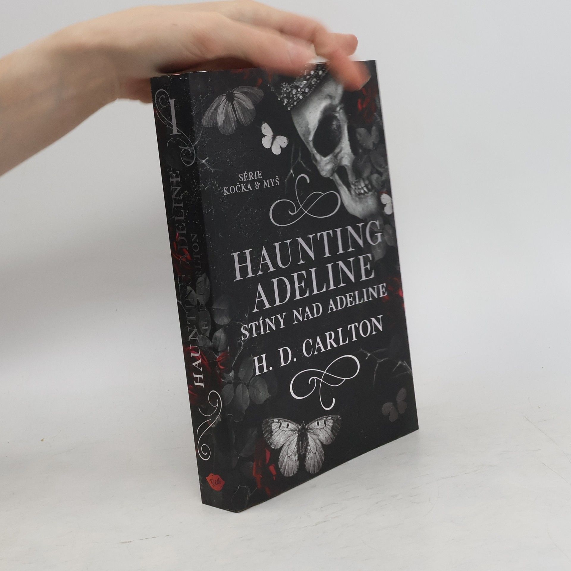 H. D. Carlton Haunting Adeline: Stíny nad Adeline