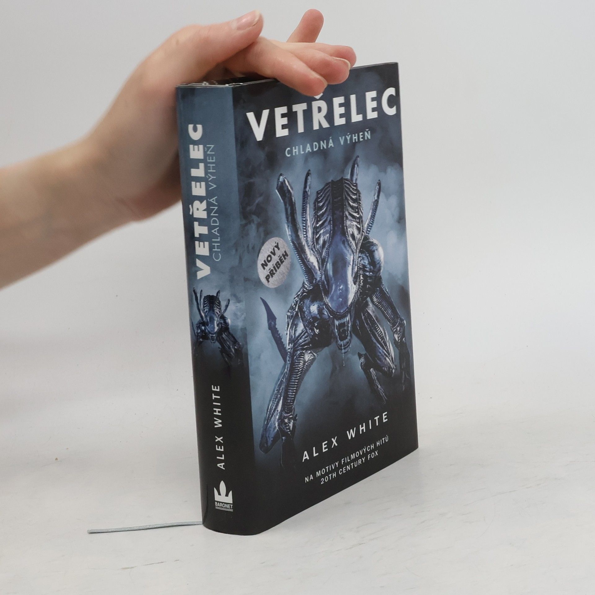 Alex White Vetřelec. Chladná výheň