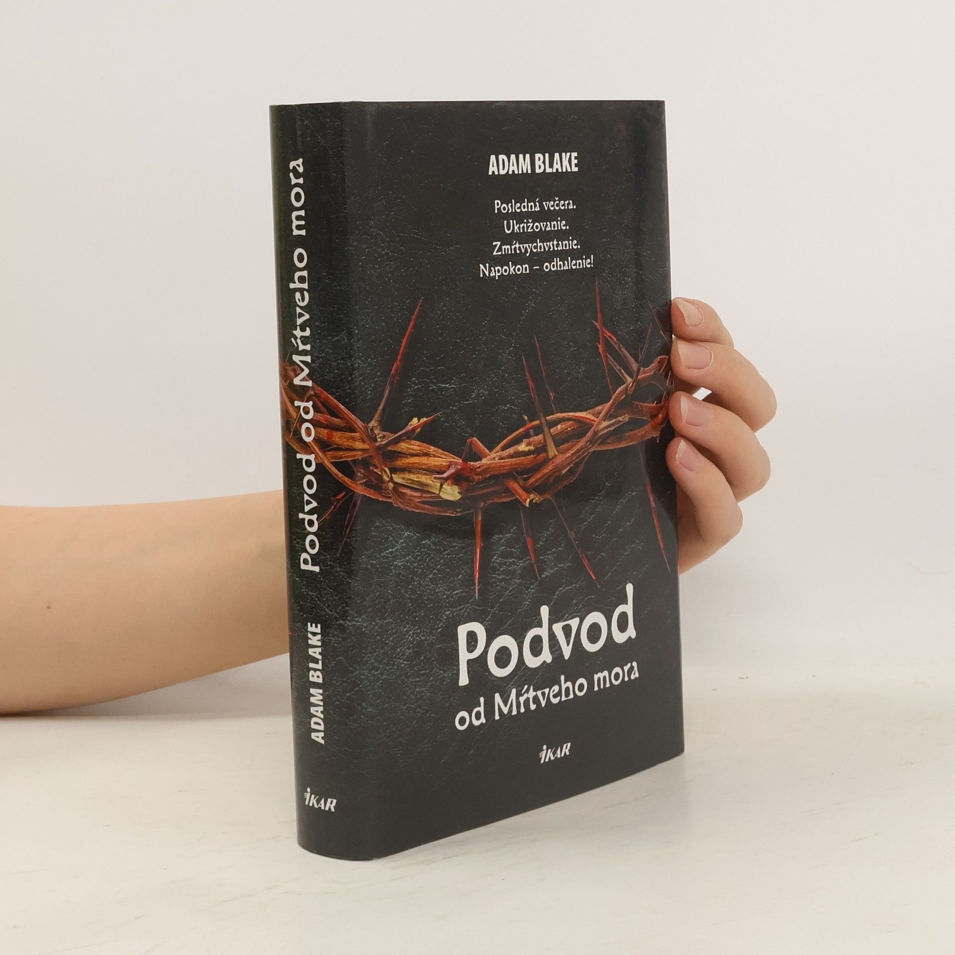 M. R. Carey Podvod od Mŕtveho mora