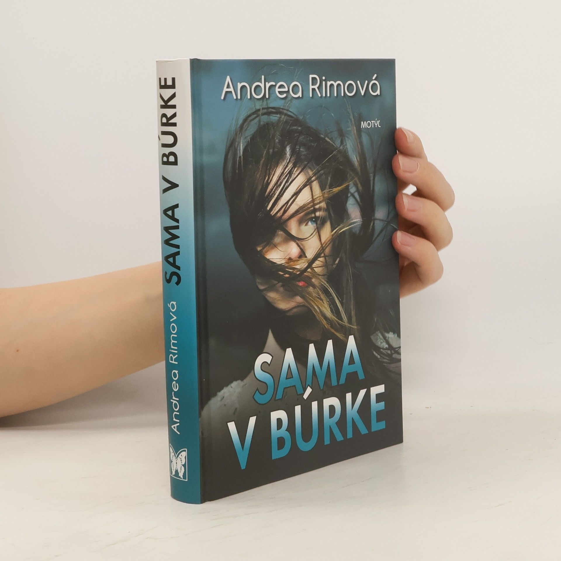 Andrea Rimová Sama v búrke