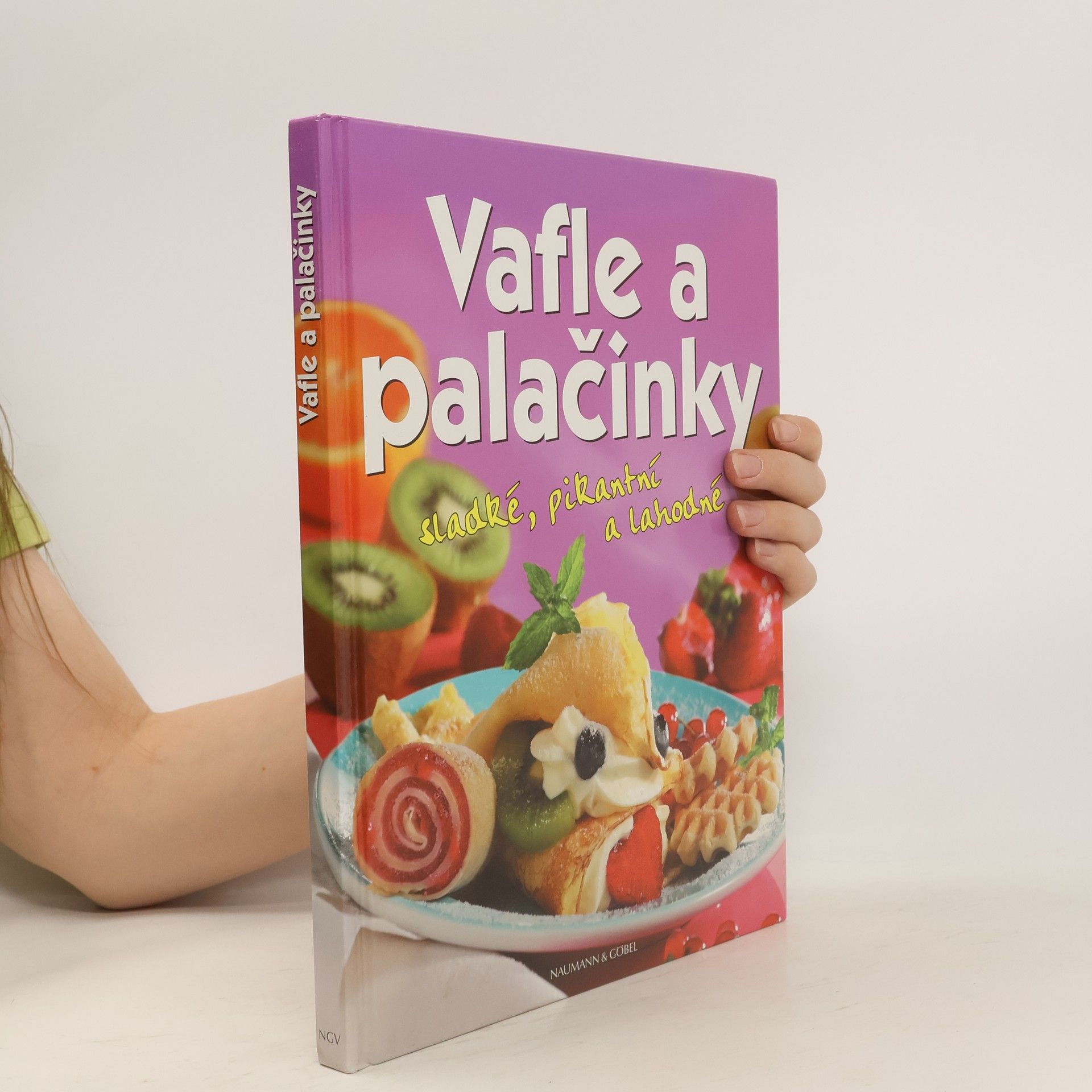 kolektiv Vafle a palačinky : sladké, pikantní a lahodné