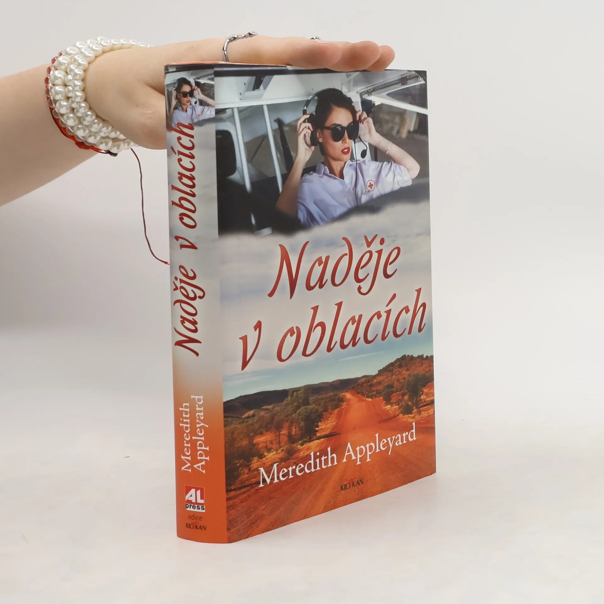 Naděje v oblacích | Meredith Appleyard | Czech | Book