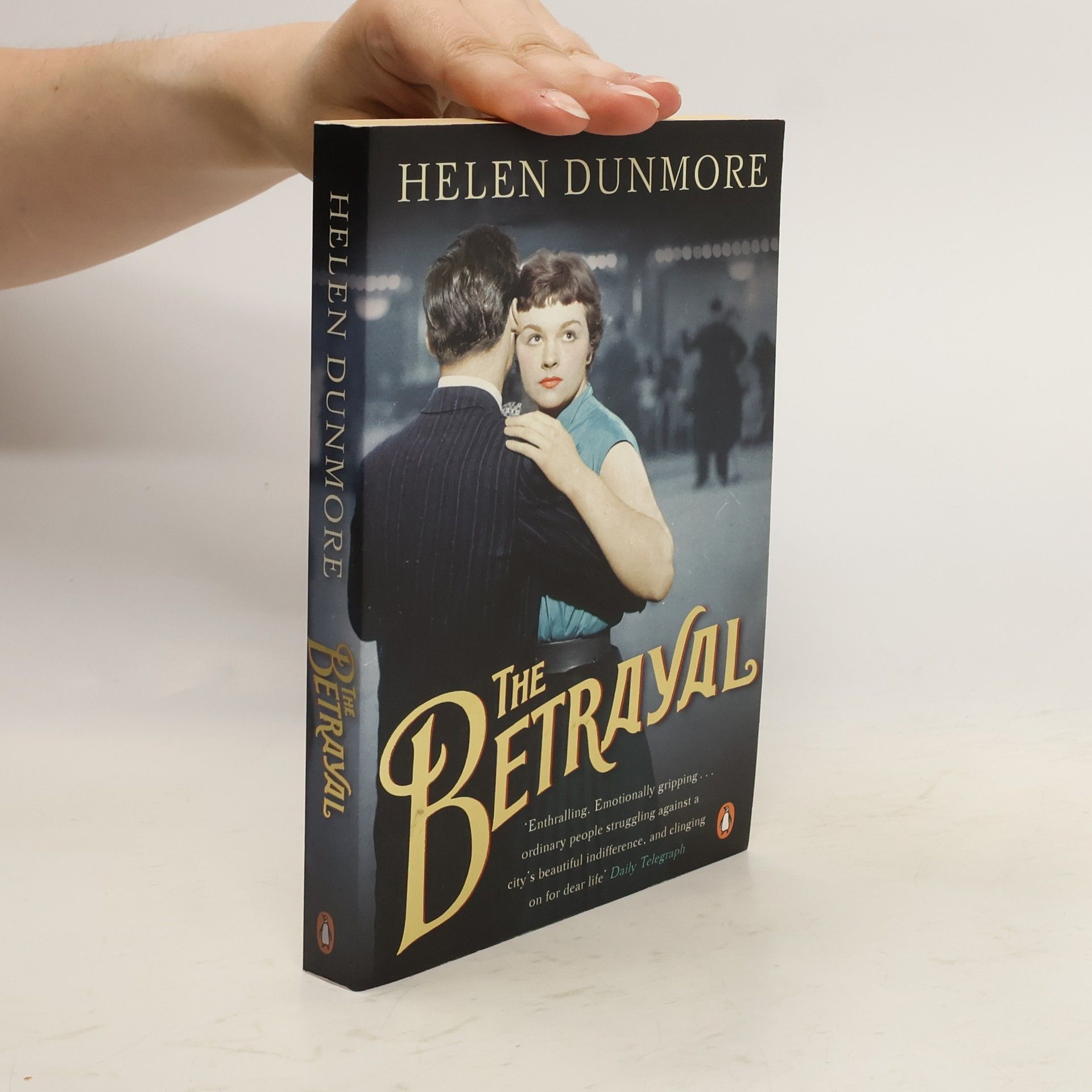 Helen Dunmore The Betrayal