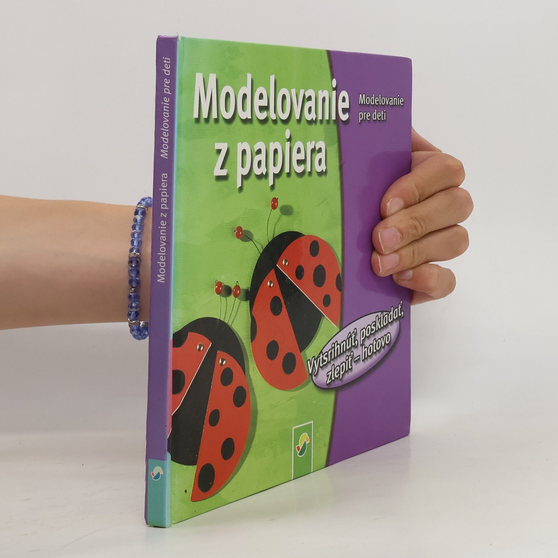 Autores varios Modelovanie z papiera