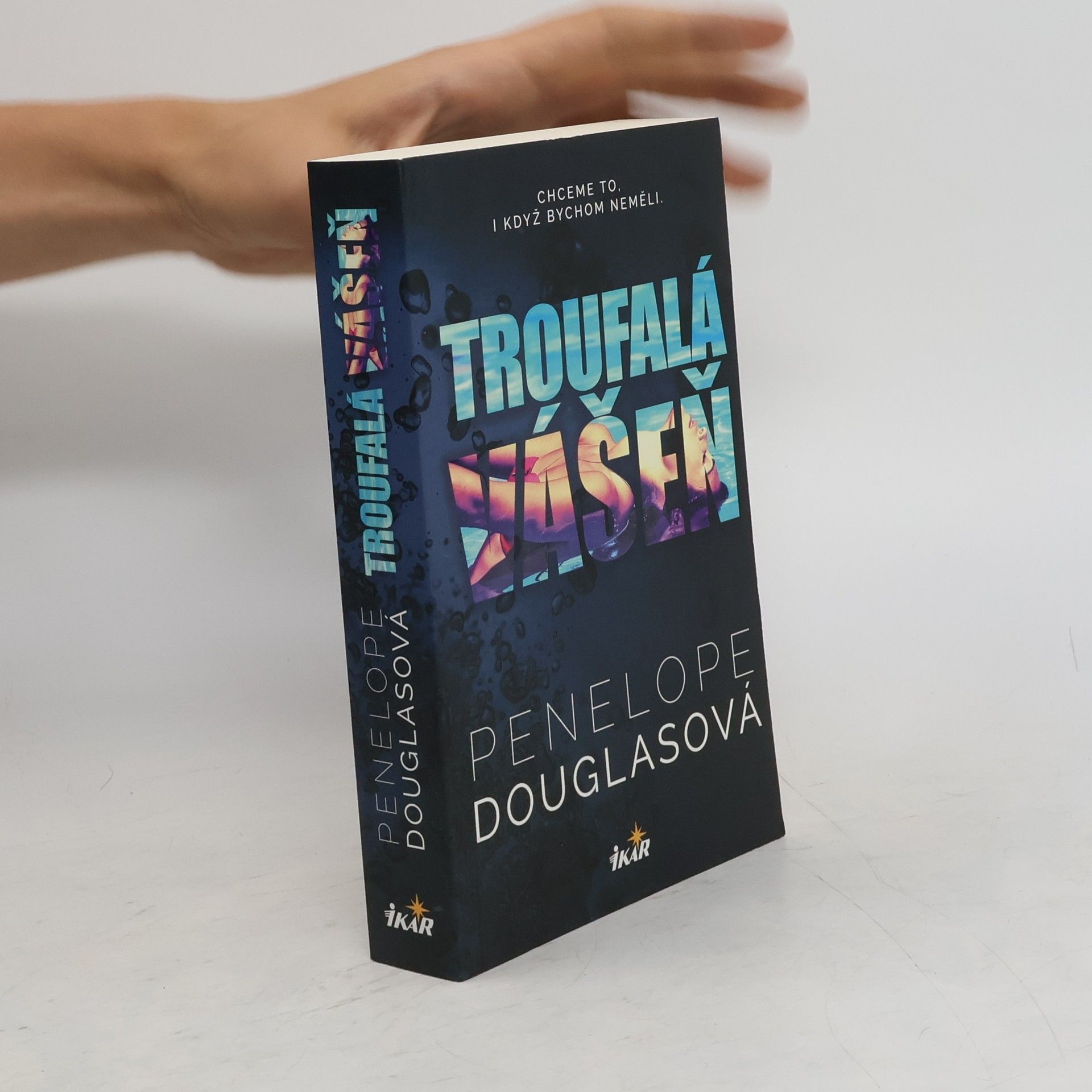Penelope Douglas Troufalá vášeň