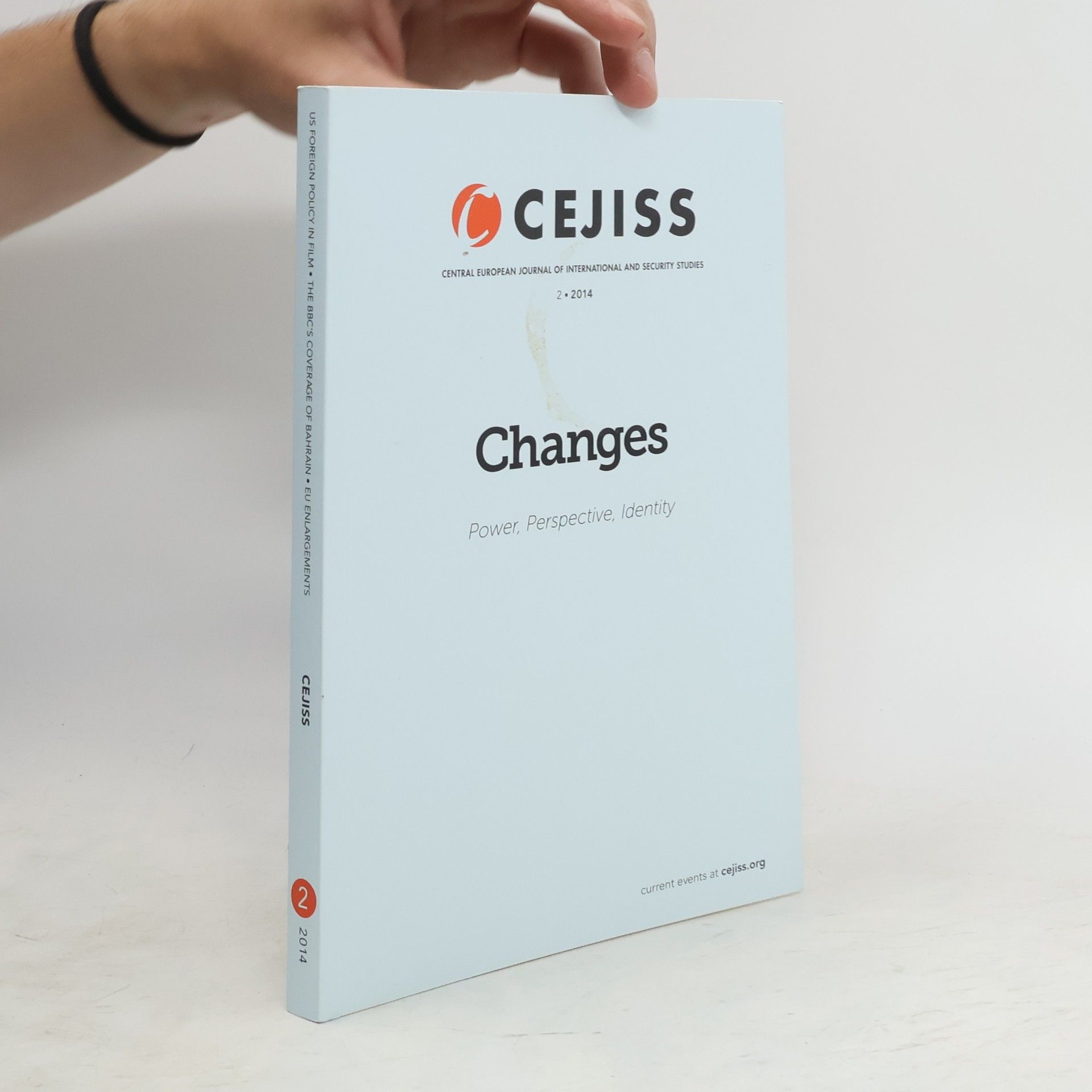 Autorenkollektiv tral European Journal of International and Security Studies 2014.