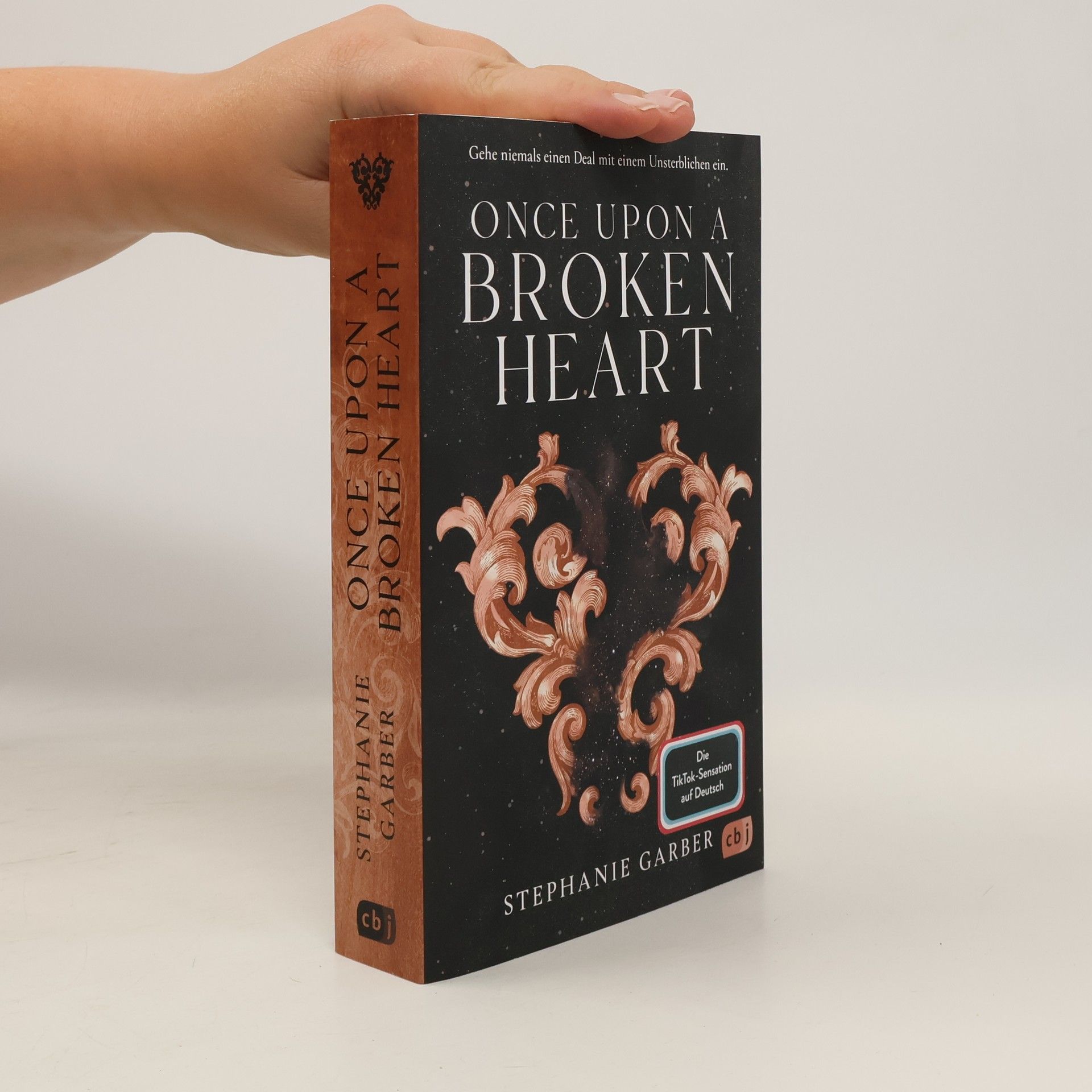 Stephanie Garber Once Upon a Broken Heart