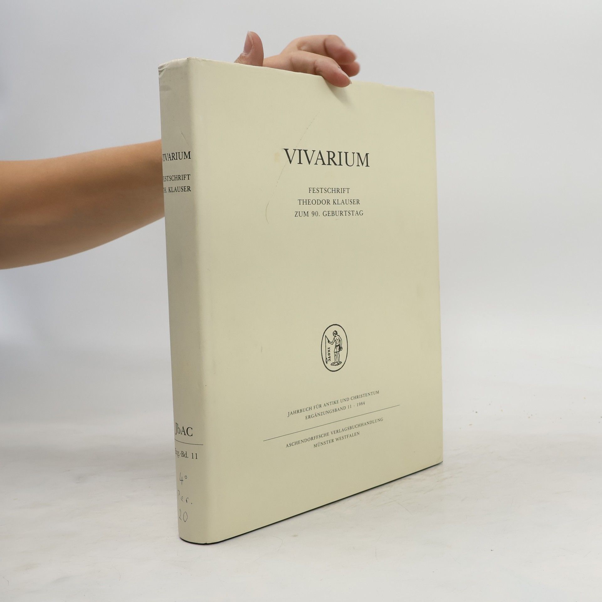 Theodor Klauser Vivarium 11