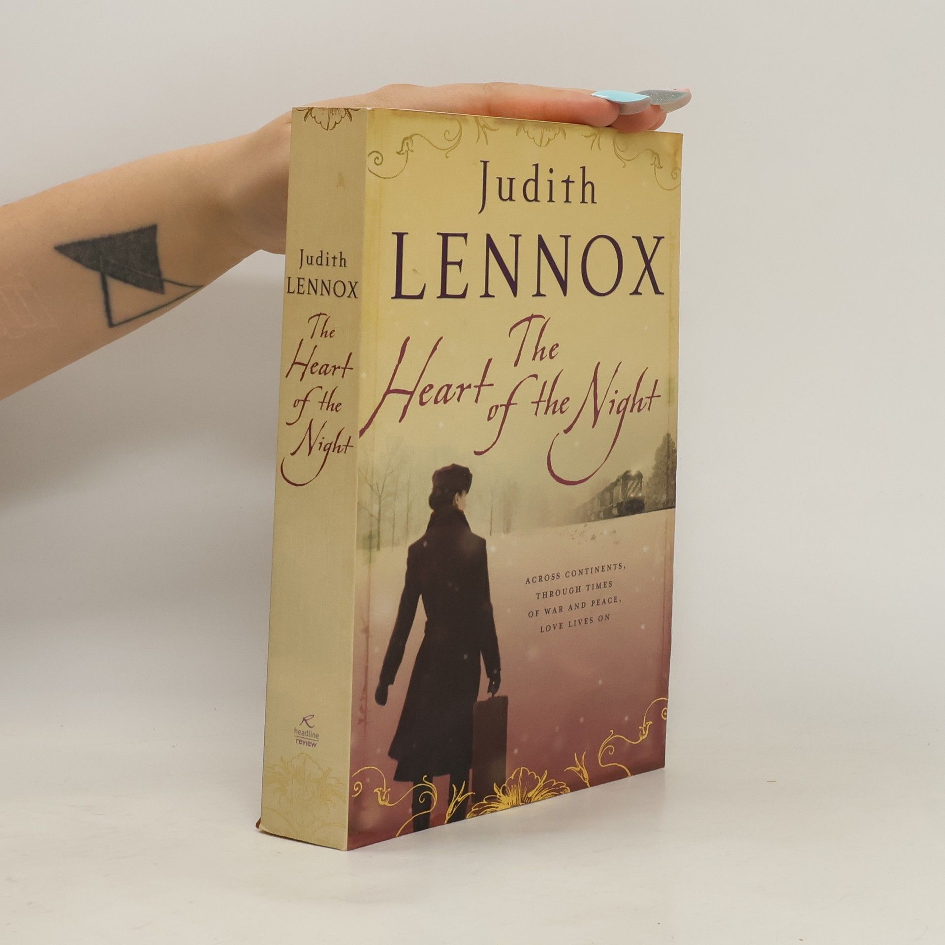 Judith Lennox The Heart of the Night