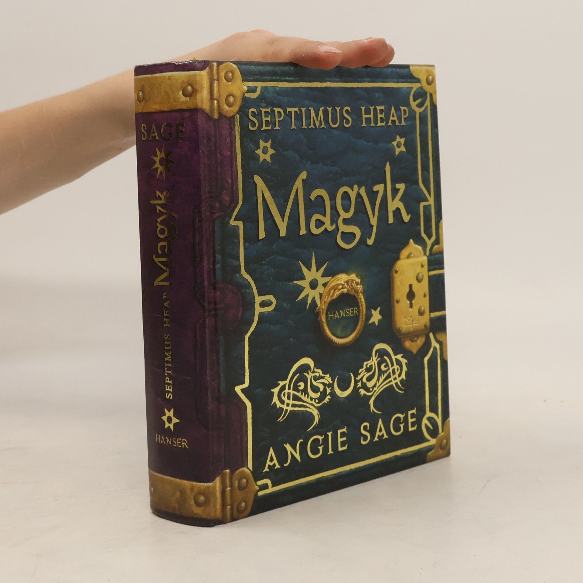 Angie Sage Septimus Heap. Magyk