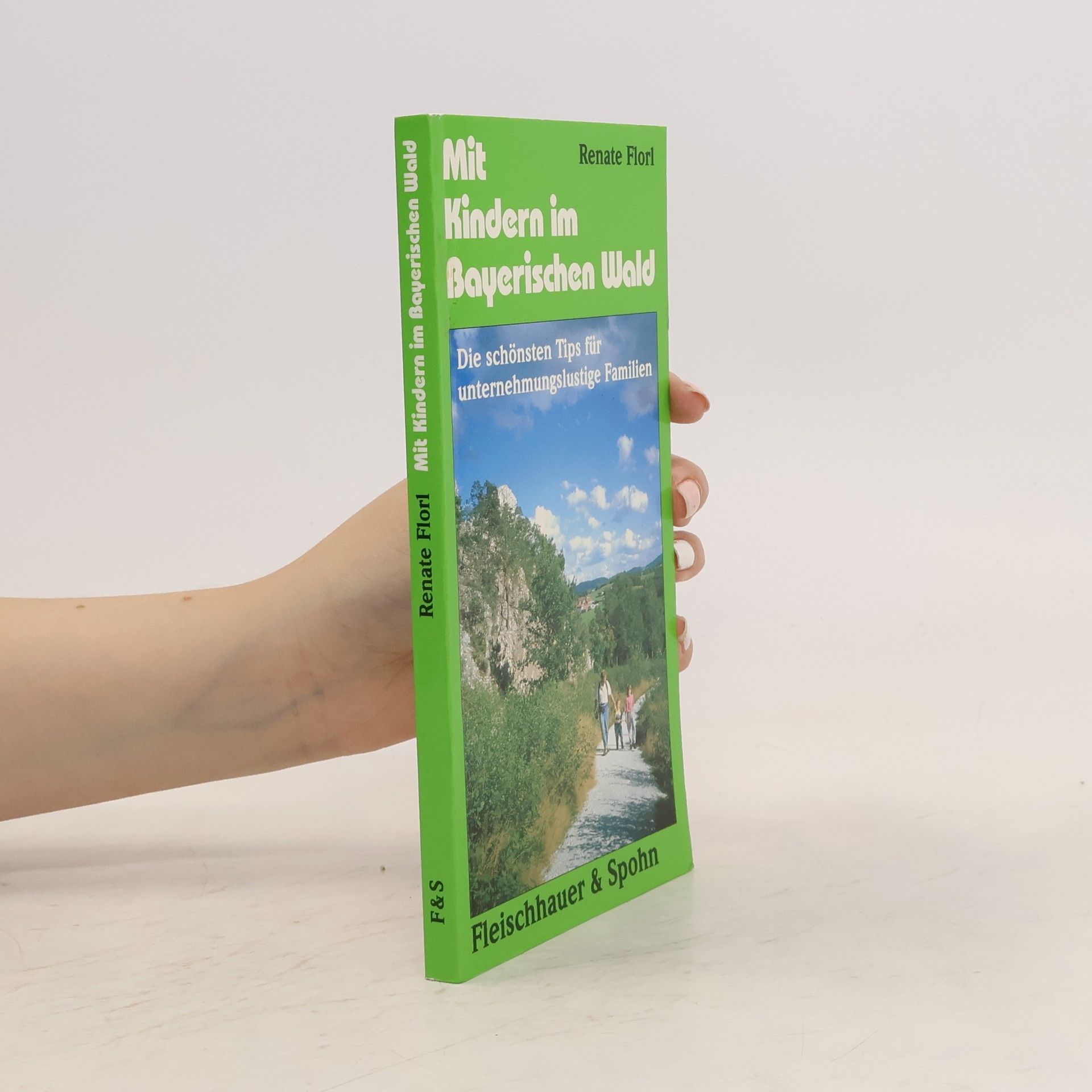 Renate Florl Mit Kindern im Bayerischen Wald