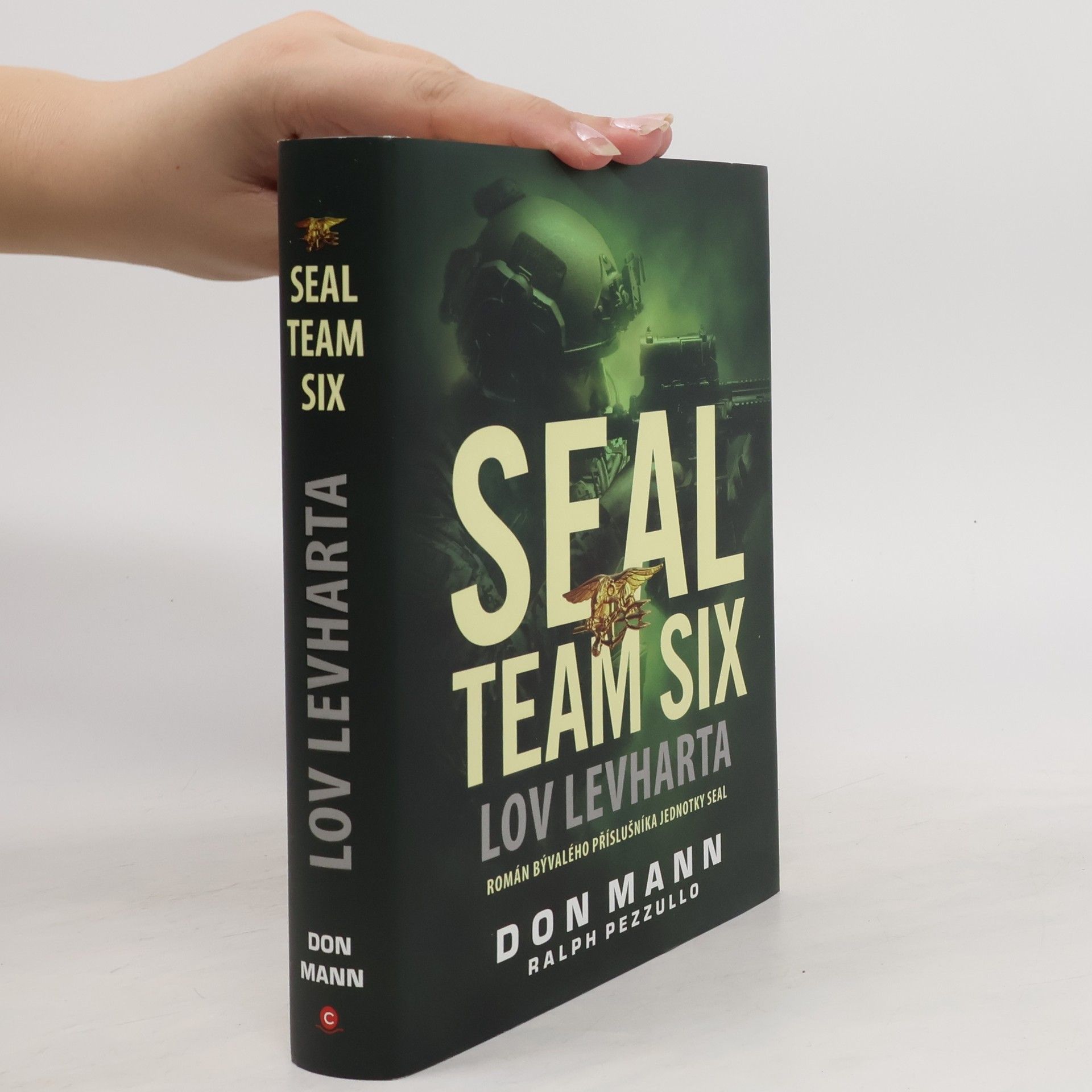 Don Mann SEAL Team Six. Lov Levharta