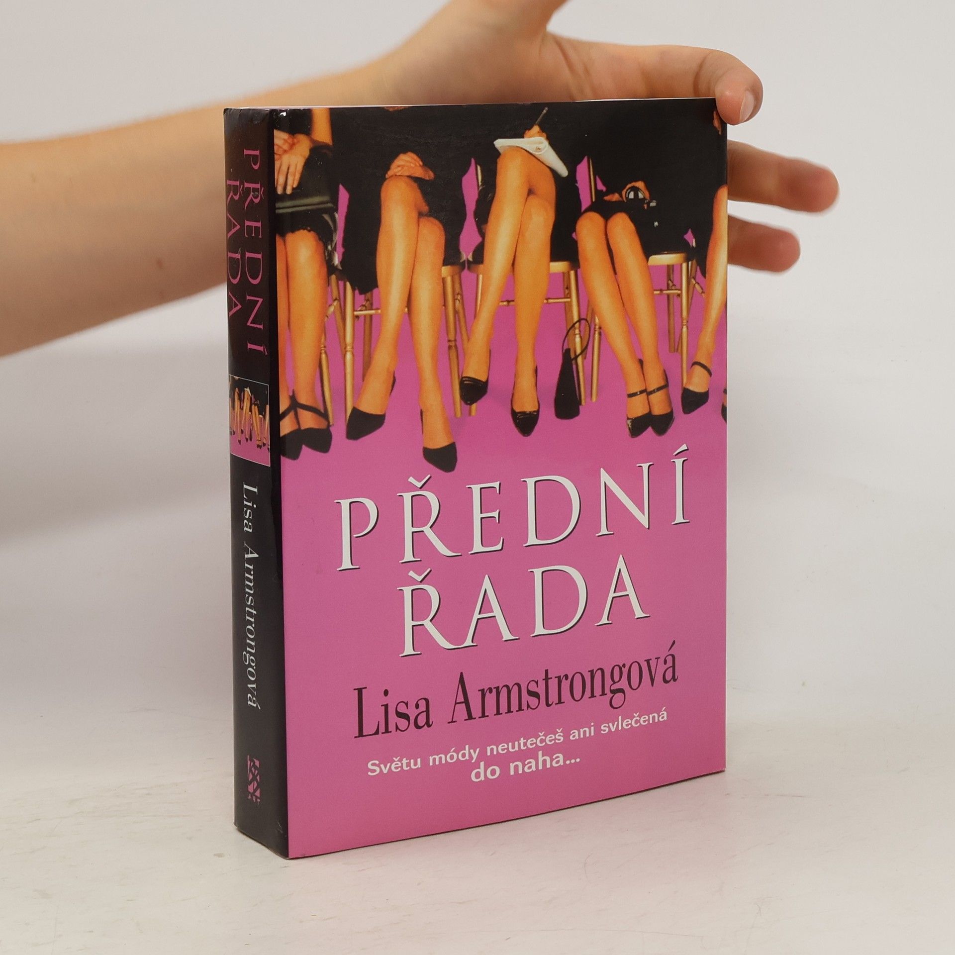 Lisa Armstrong Přední řada