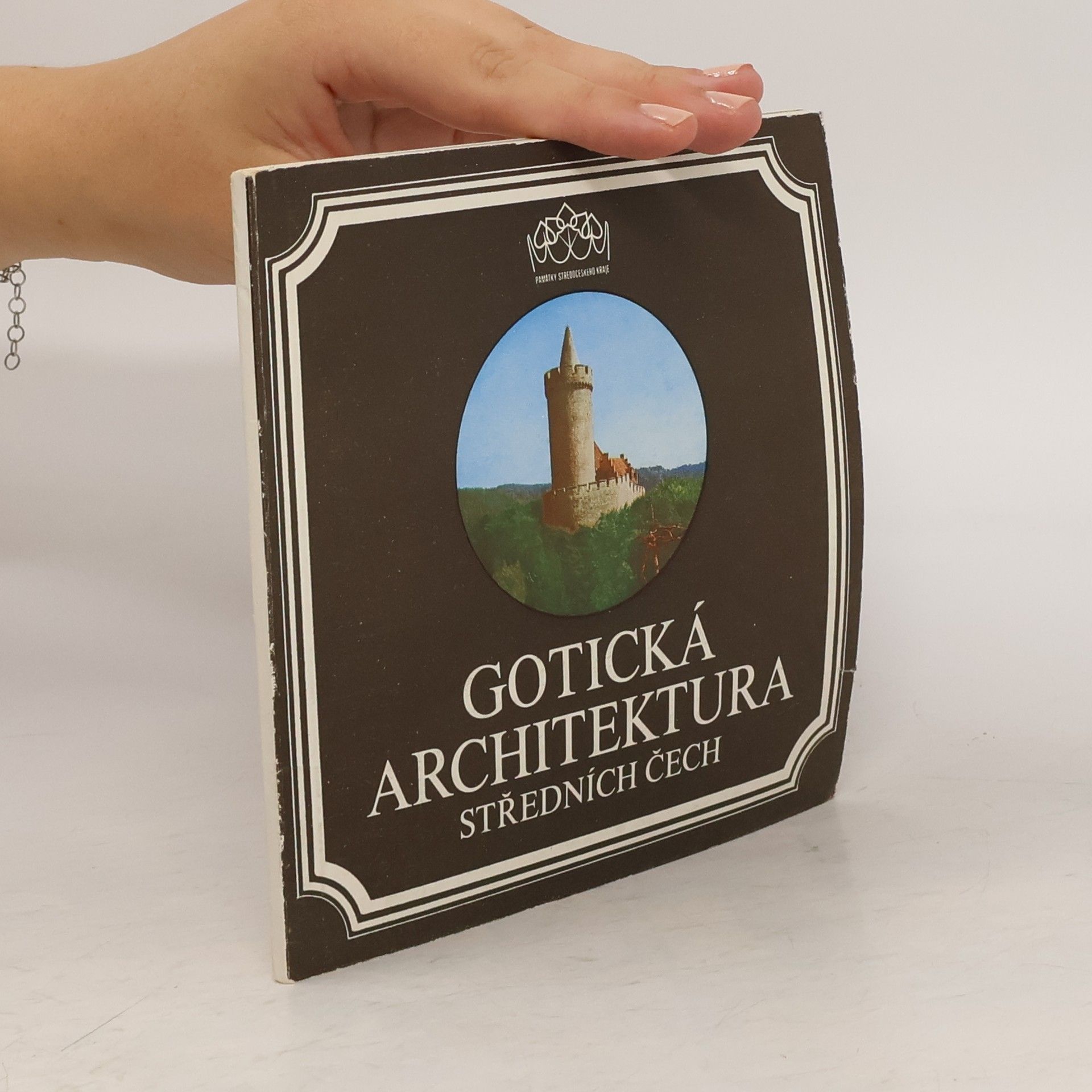 Dobroslav Líbal Gotická architektura středních Čech