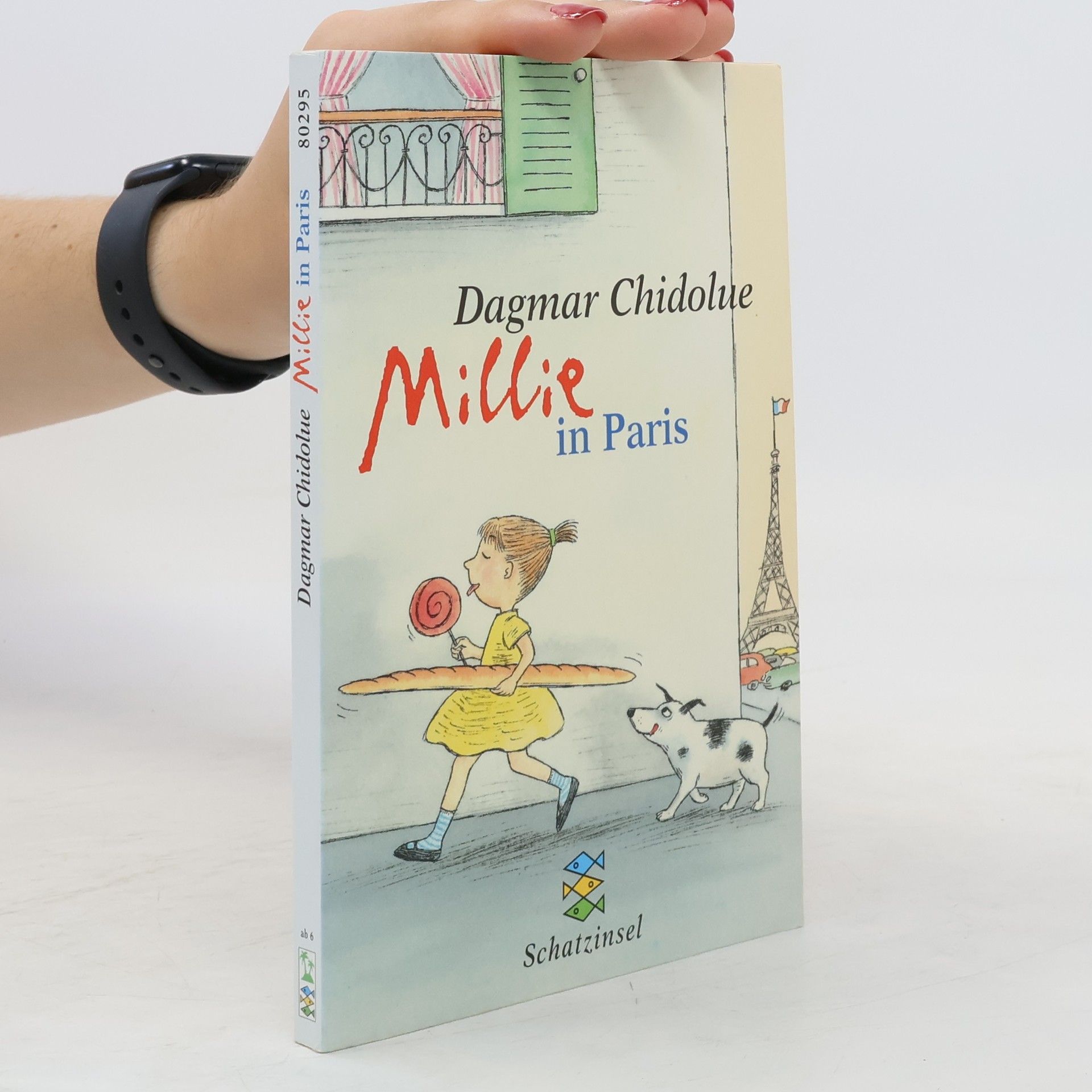 Dagmar Chidolue Millie in Paris