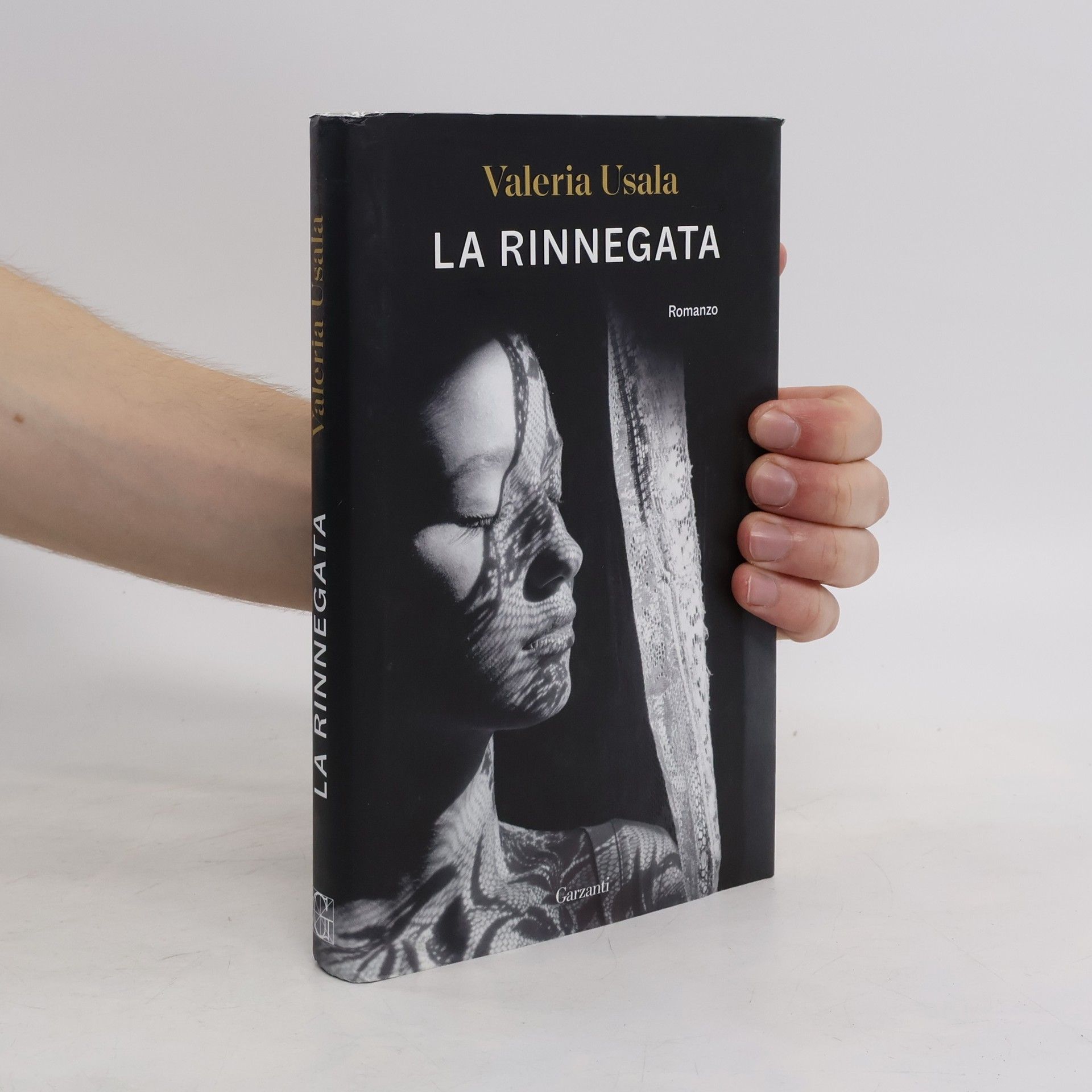 Valeria Usala La rinnegata