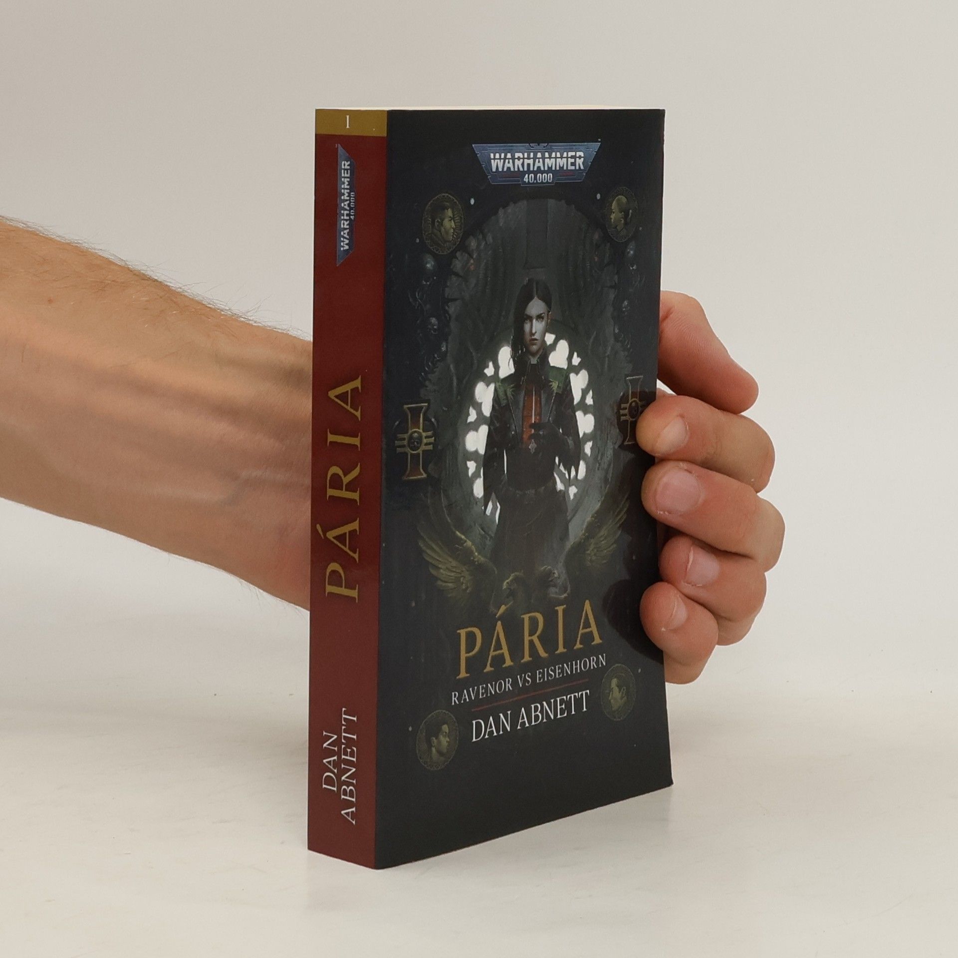 Dan Abnett Warhammer 40,000. Pária: Ravenor vs Eisenhorn