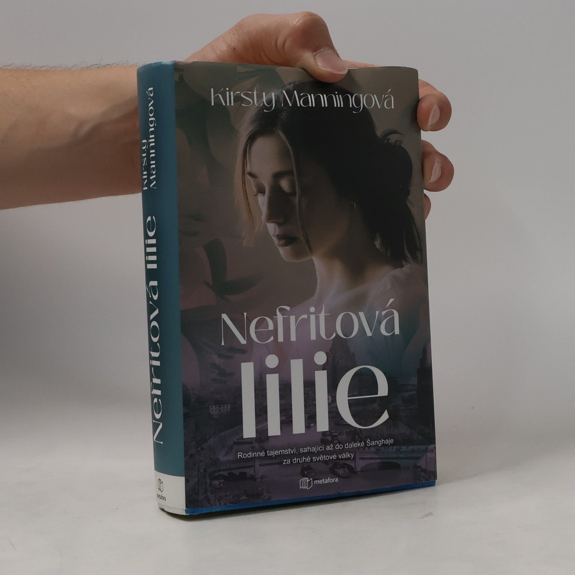 Kirsty Manning Nefritová lilie