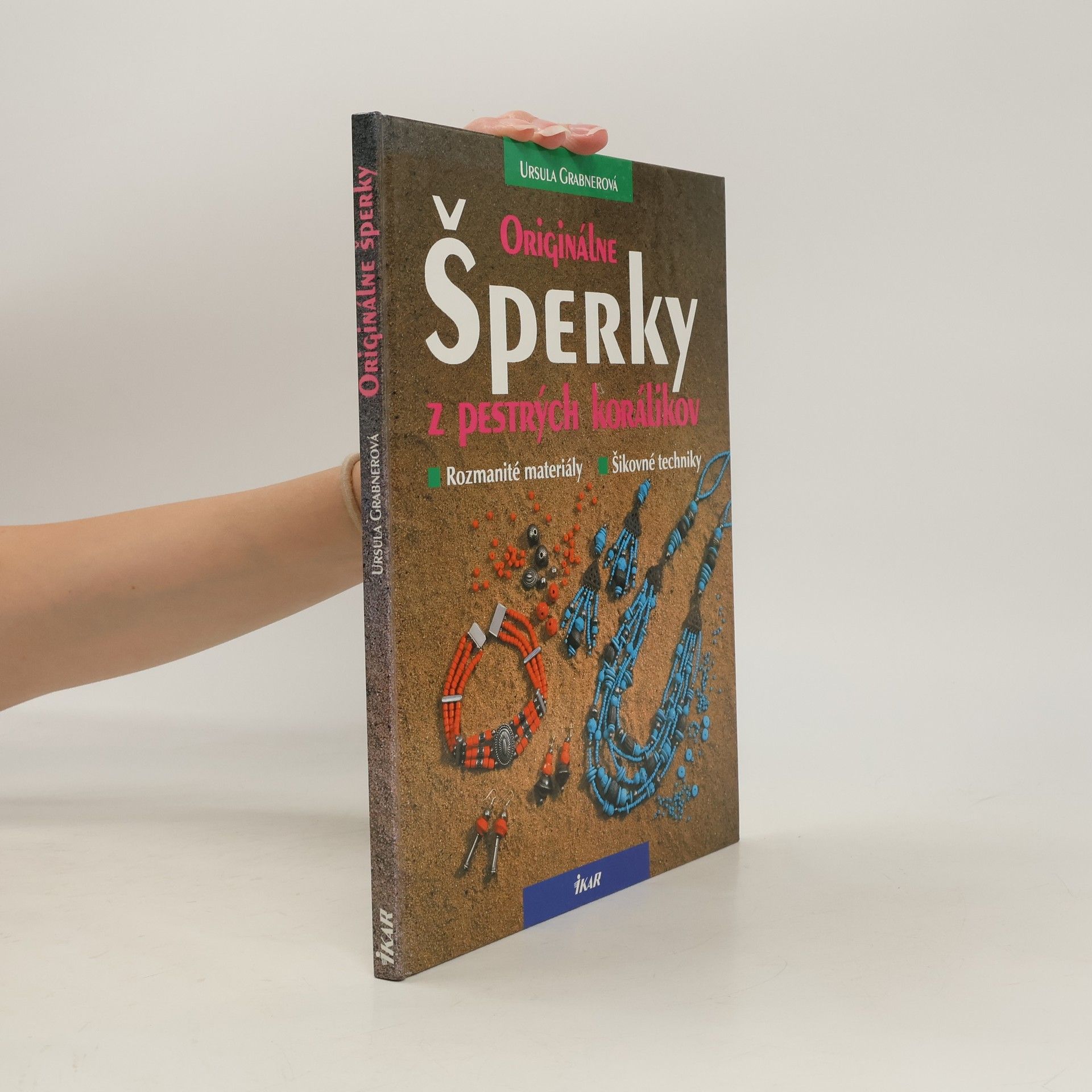 Ursula Grabner Originálne šperky z pestrých korálikov
