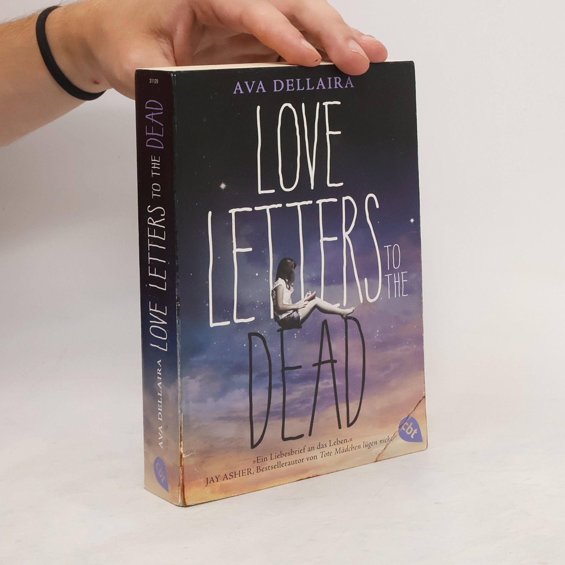 Ava Dellaira Love letters to the dead