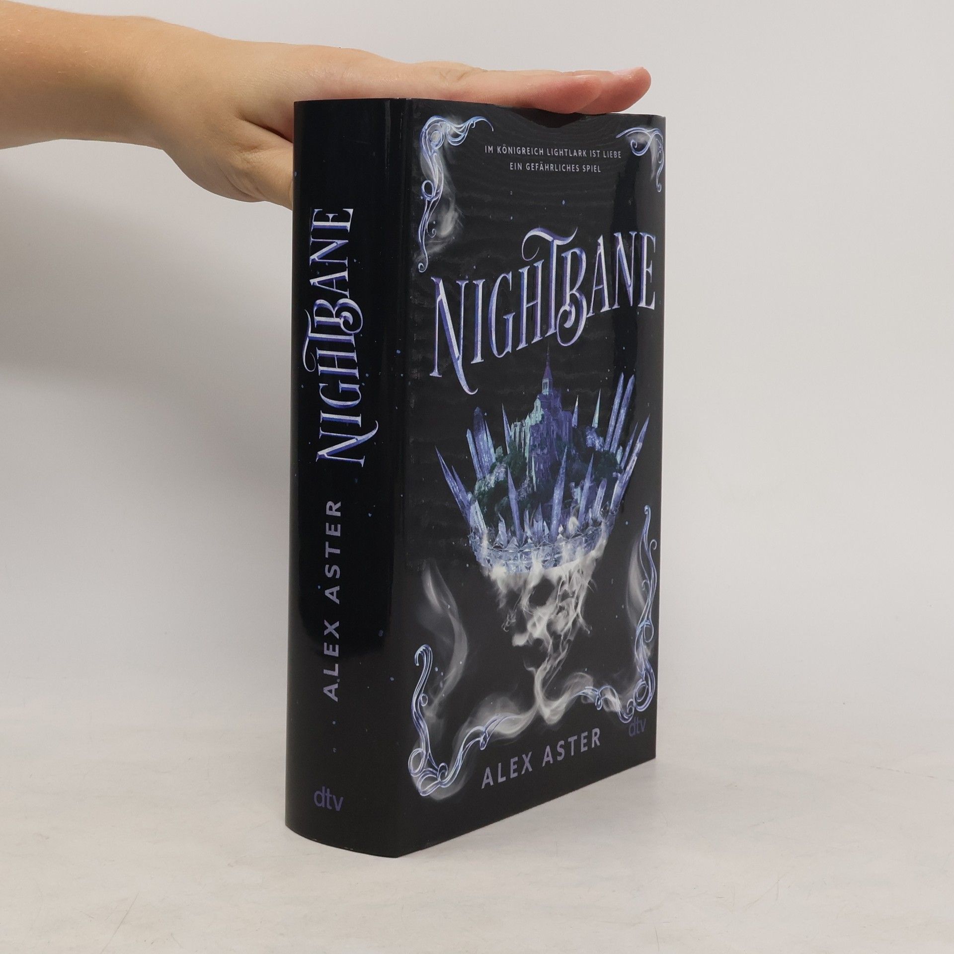 Alex Aster Nightbane