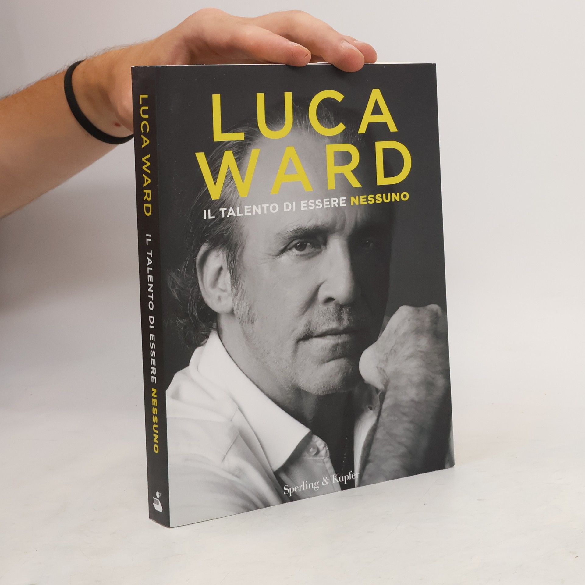Luca Ward Il talento di essere nessuno