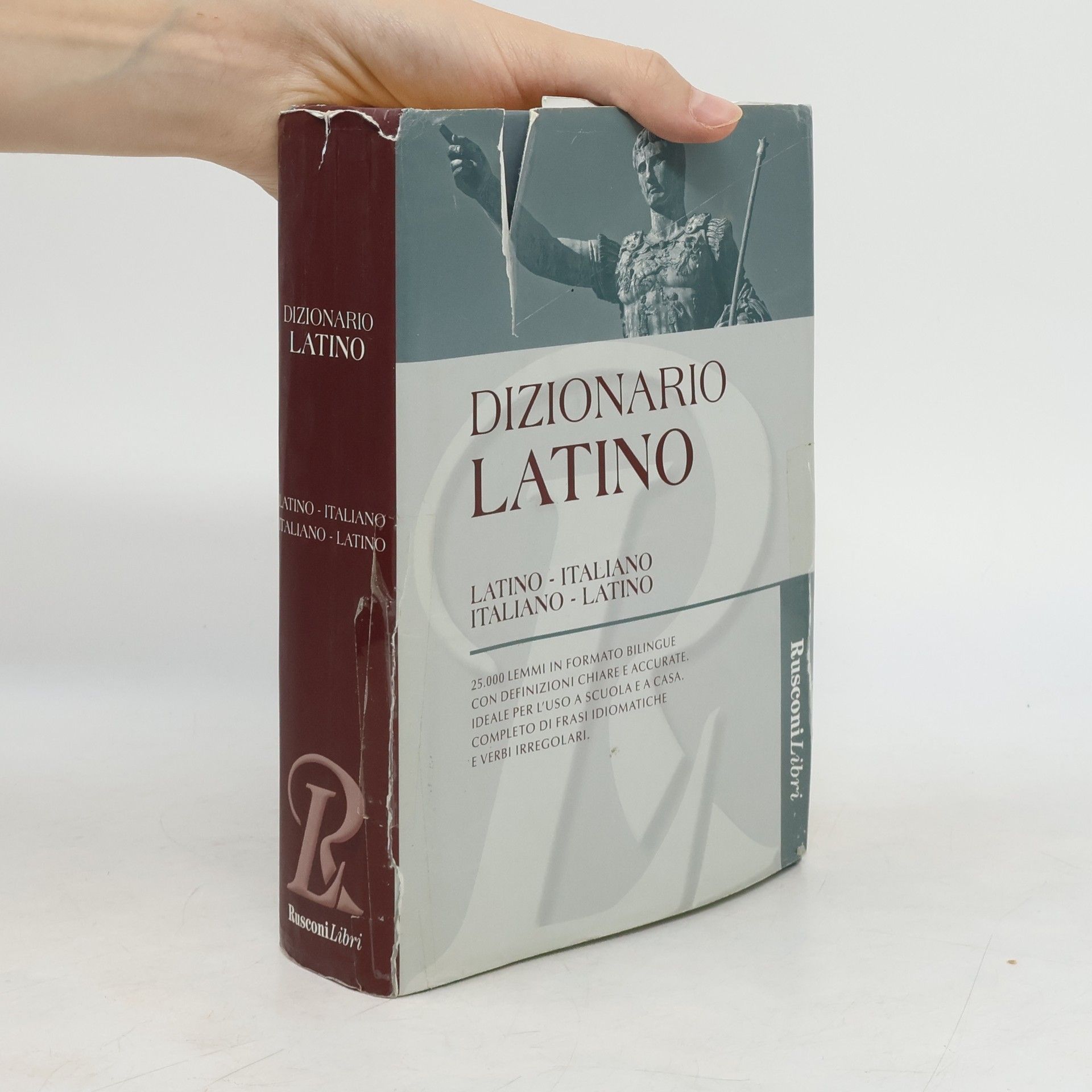 kolektiv Dizionario latino