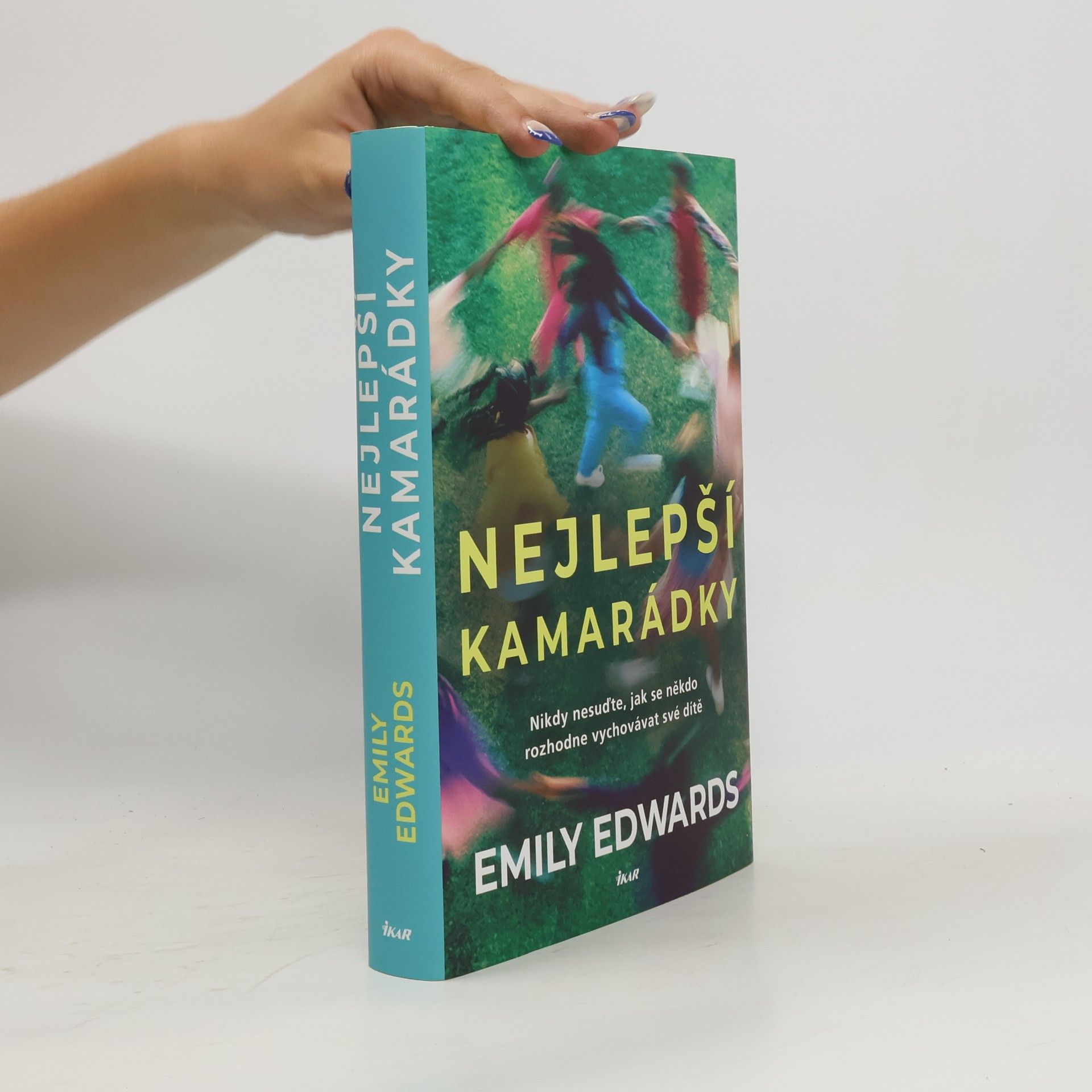 Emily Edwards Nejlepší kamarádky