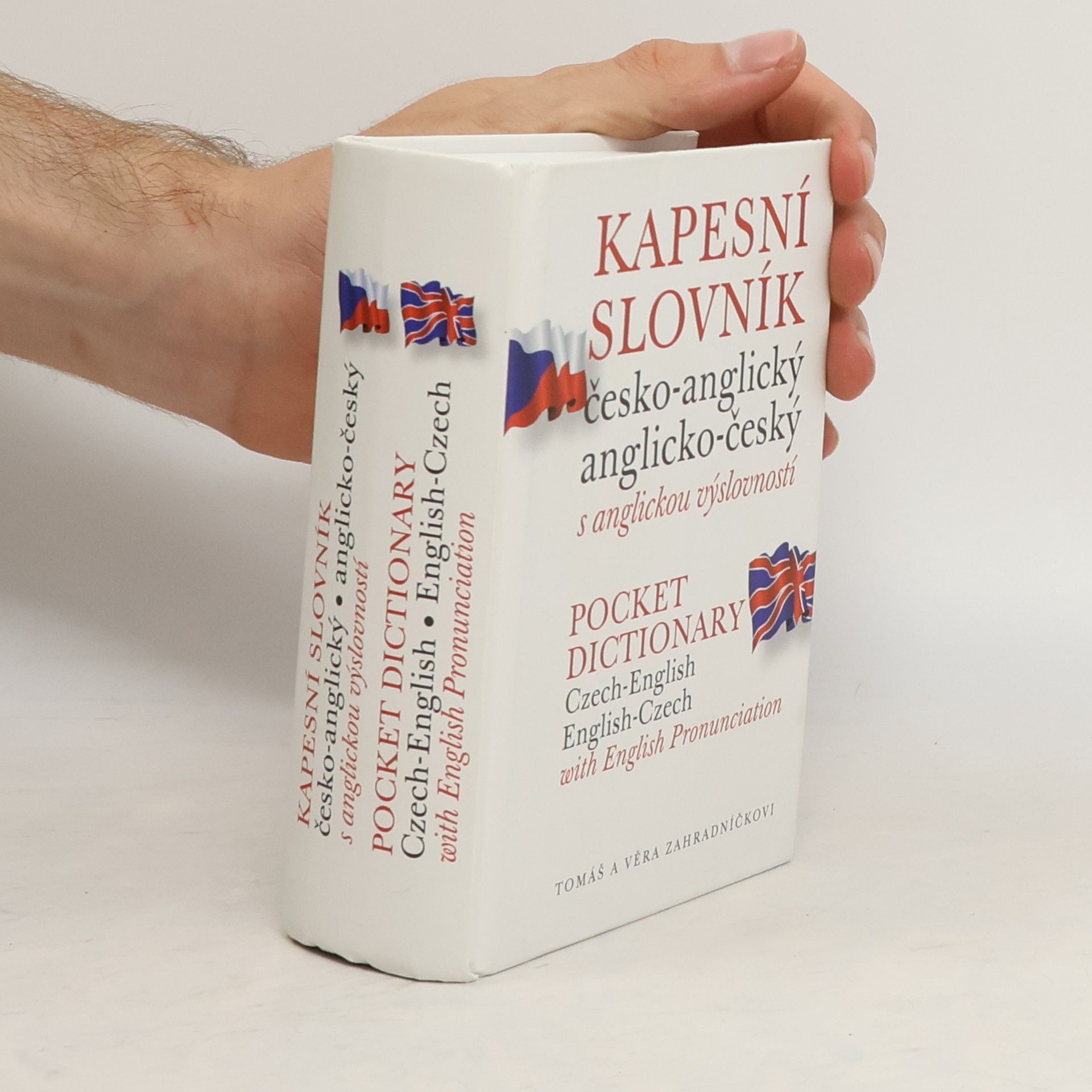 Tomáš Zahradníček Kapesní slovník česko-anglický, anglicko český s anglickou výslovností