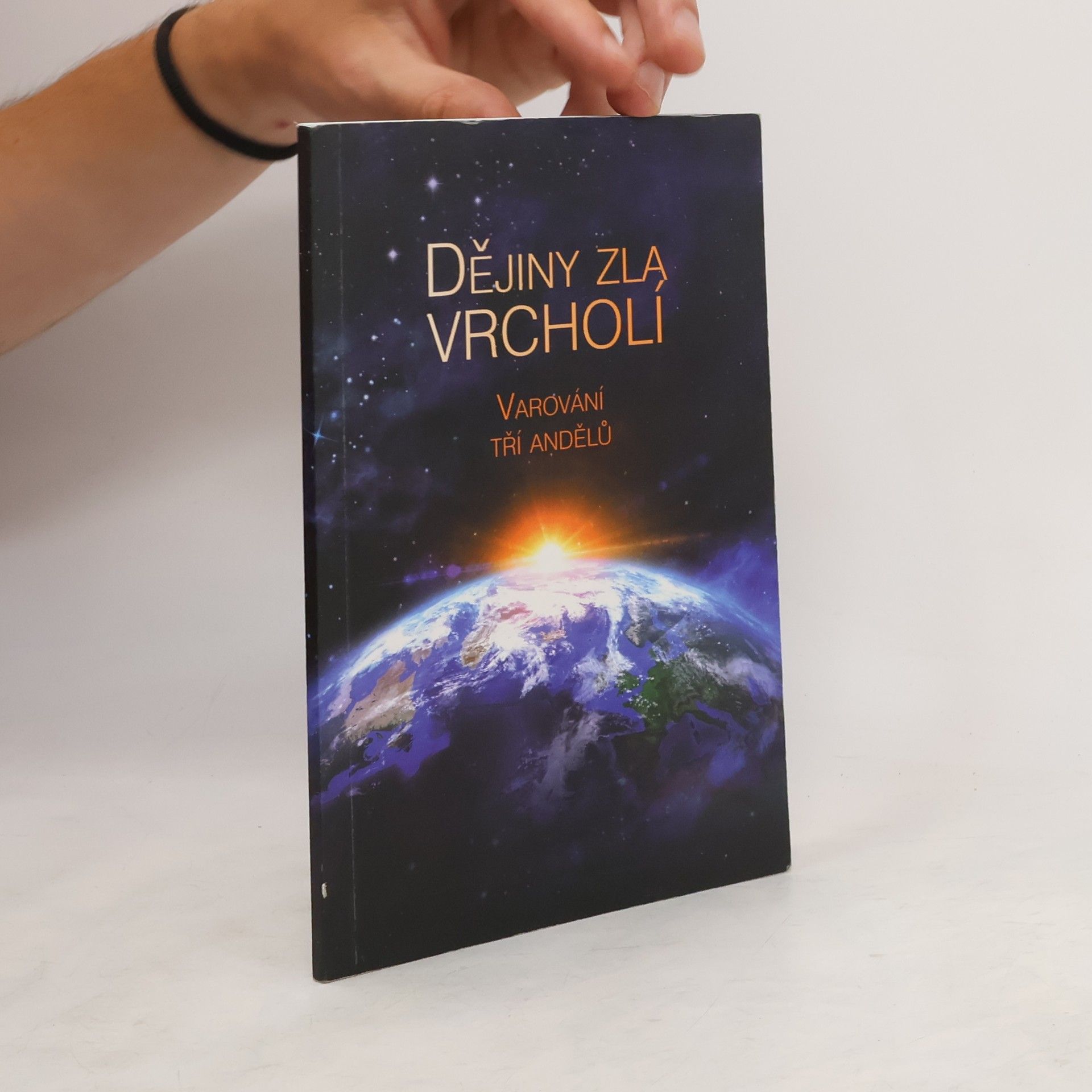 kolektiv Dějiny zla vrcholí