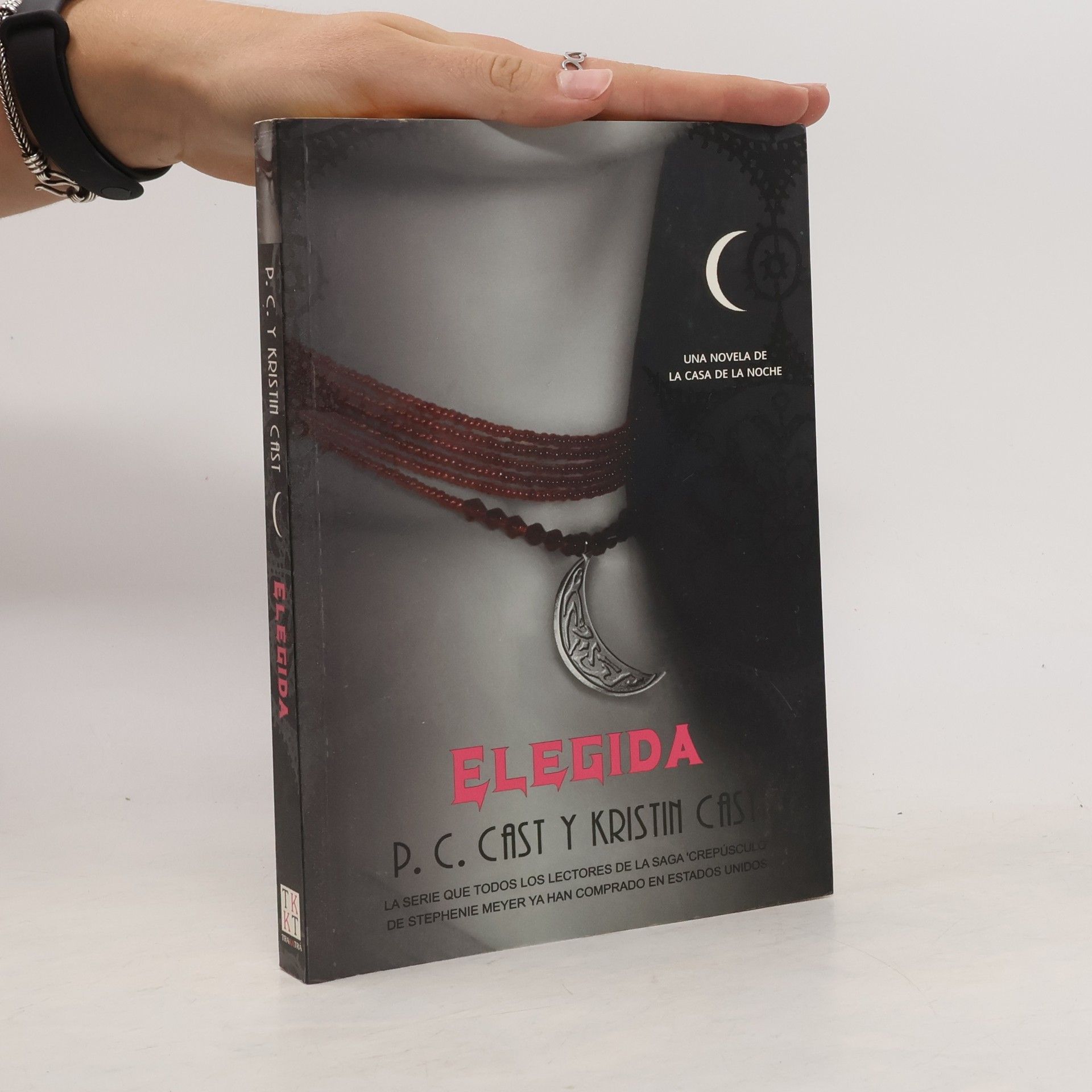 Kristin Cast Elegida