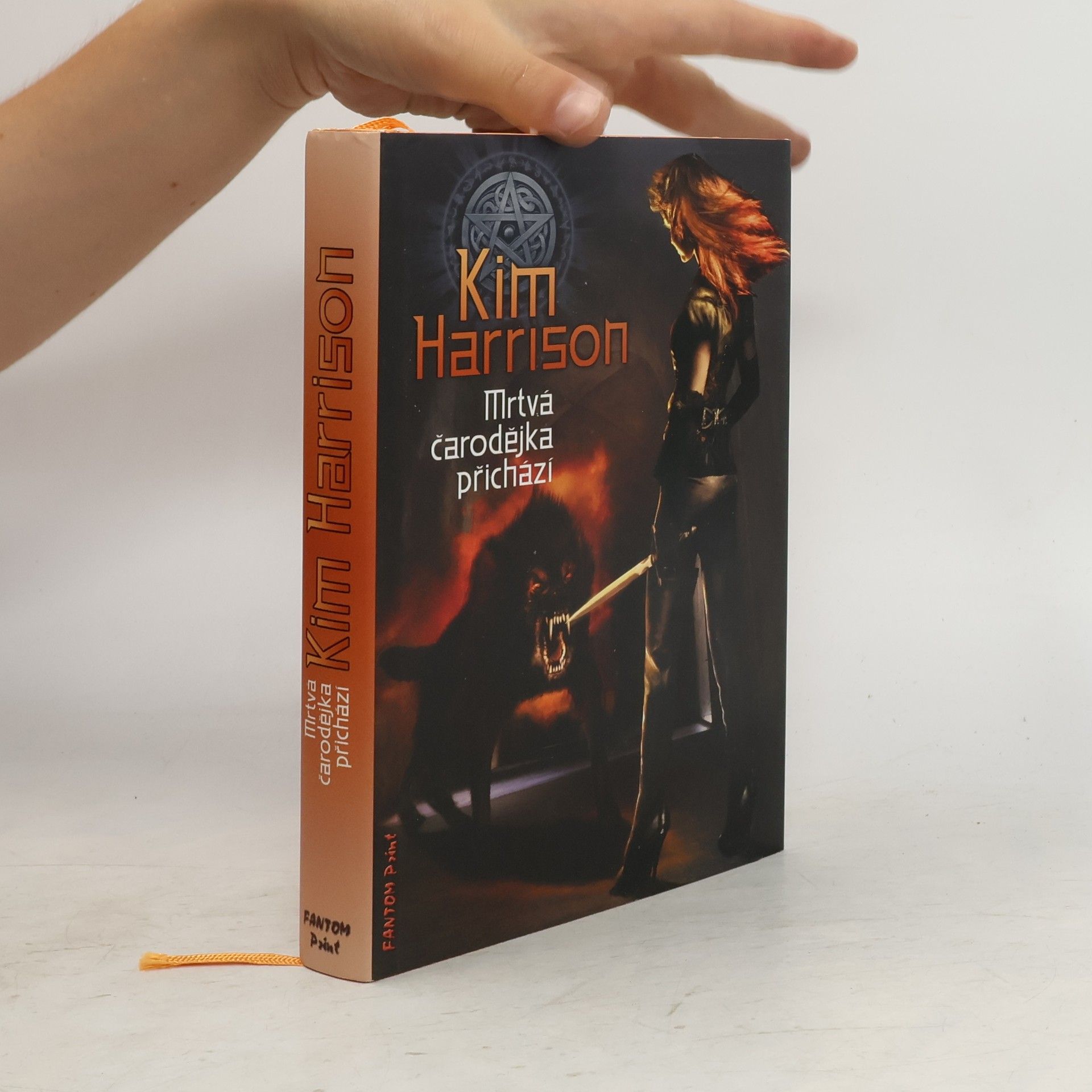 Kim Harrison Mrtvá čarodějka přichází. 1