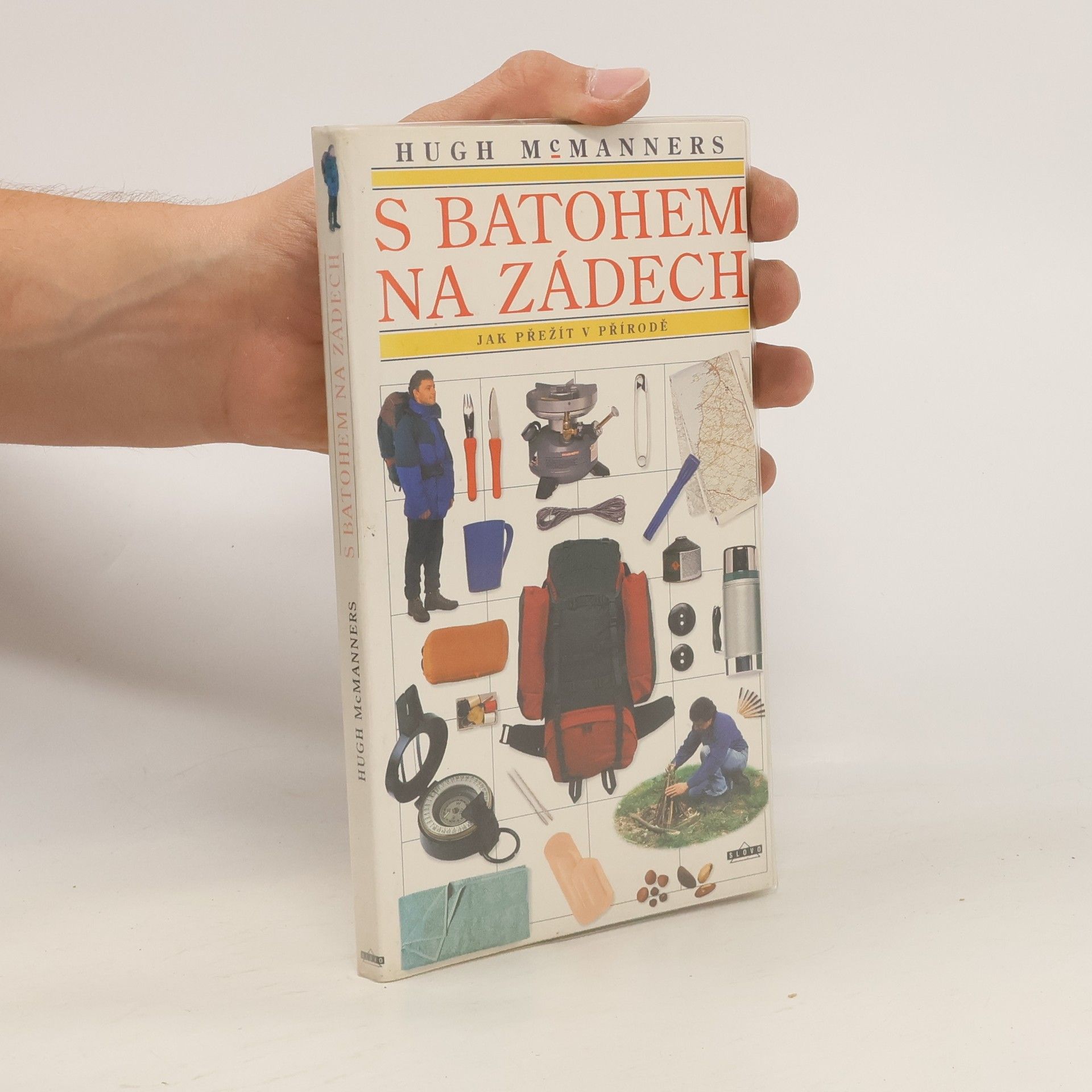 Hugh McManners S batohem na zádech