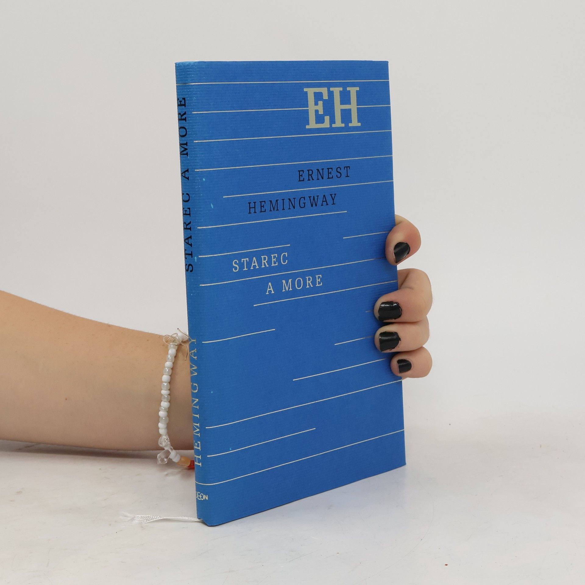 Ernest Hemingway Starec a more