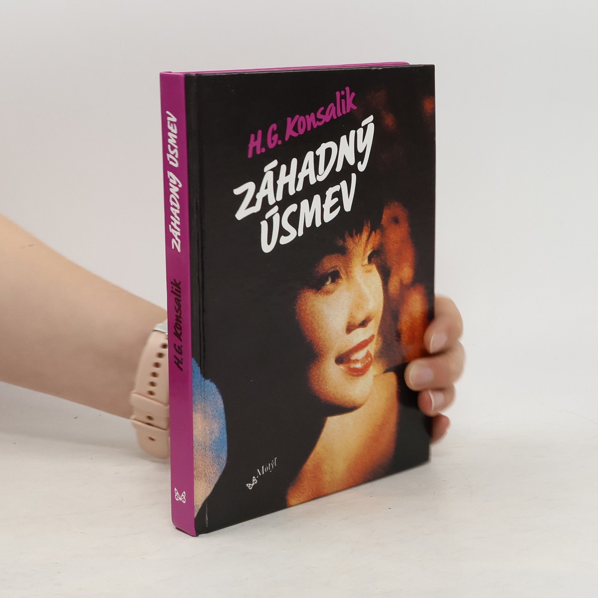 Heinz G. Konsalik Záhadný úsmev
