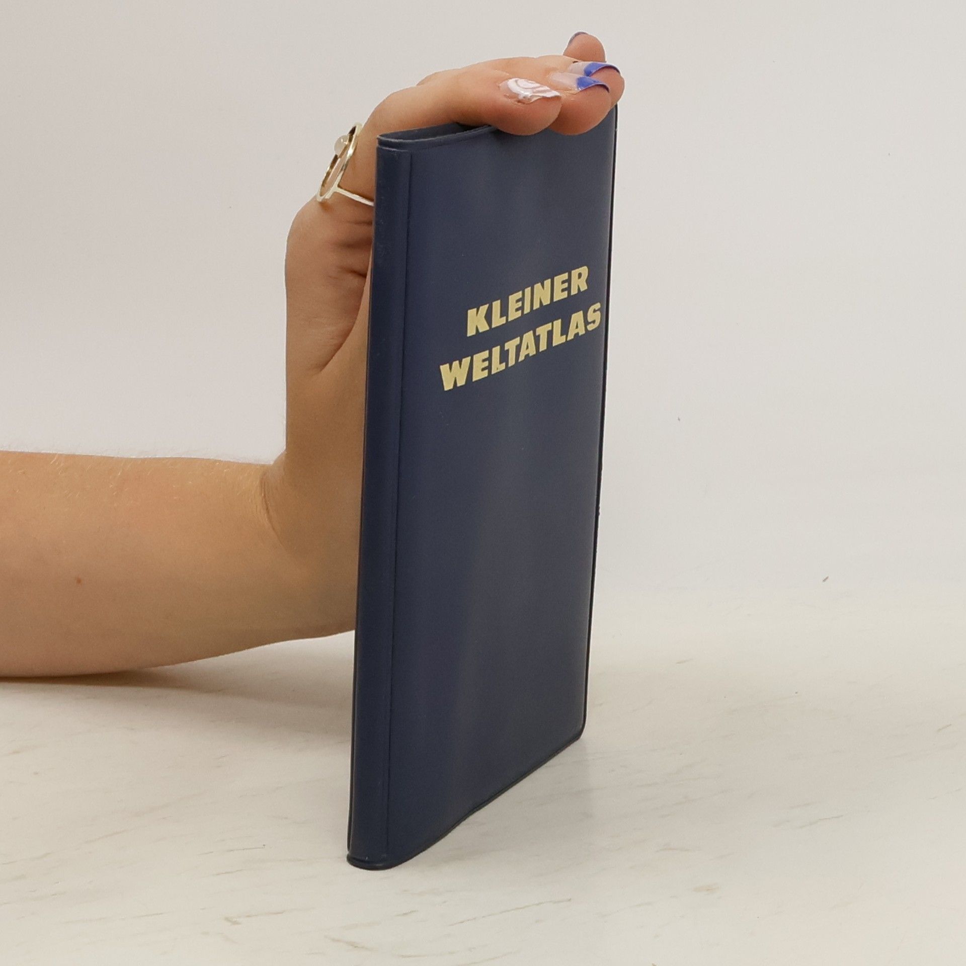 kolektiv Kleiner Weltatlas