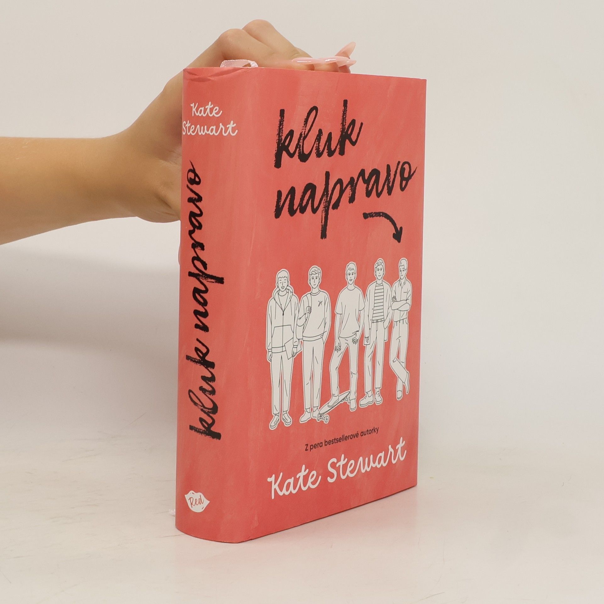 Kate Stewart Kluk napravo