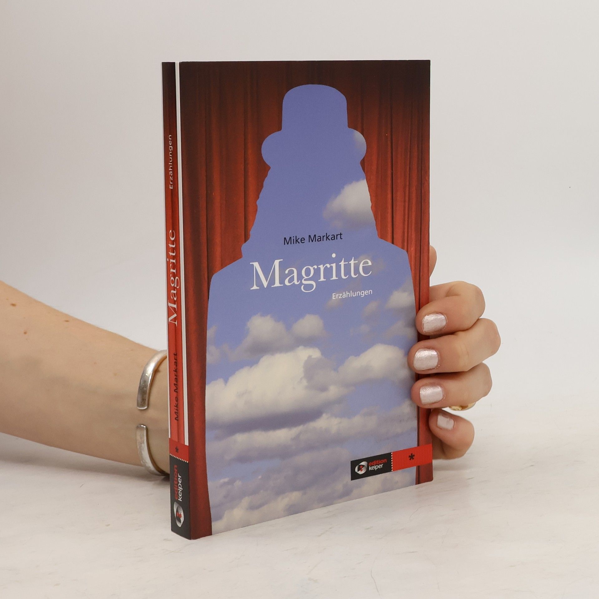 Mike Markart Magritte