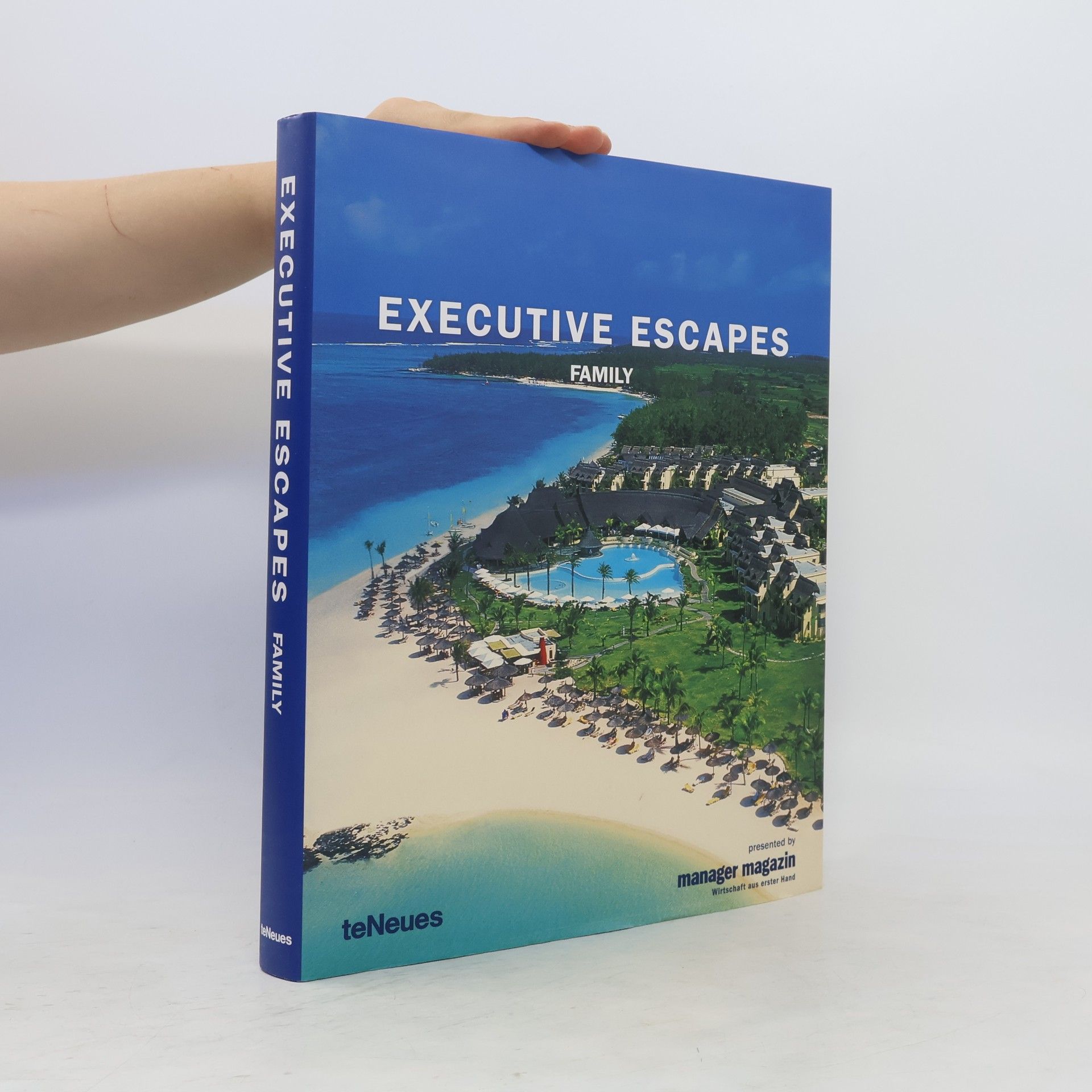 kolektiv Executive escapes