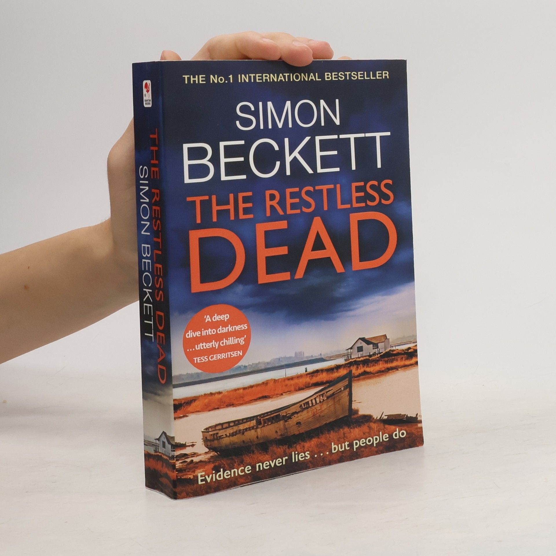 Simon Beckett The Restless Dead