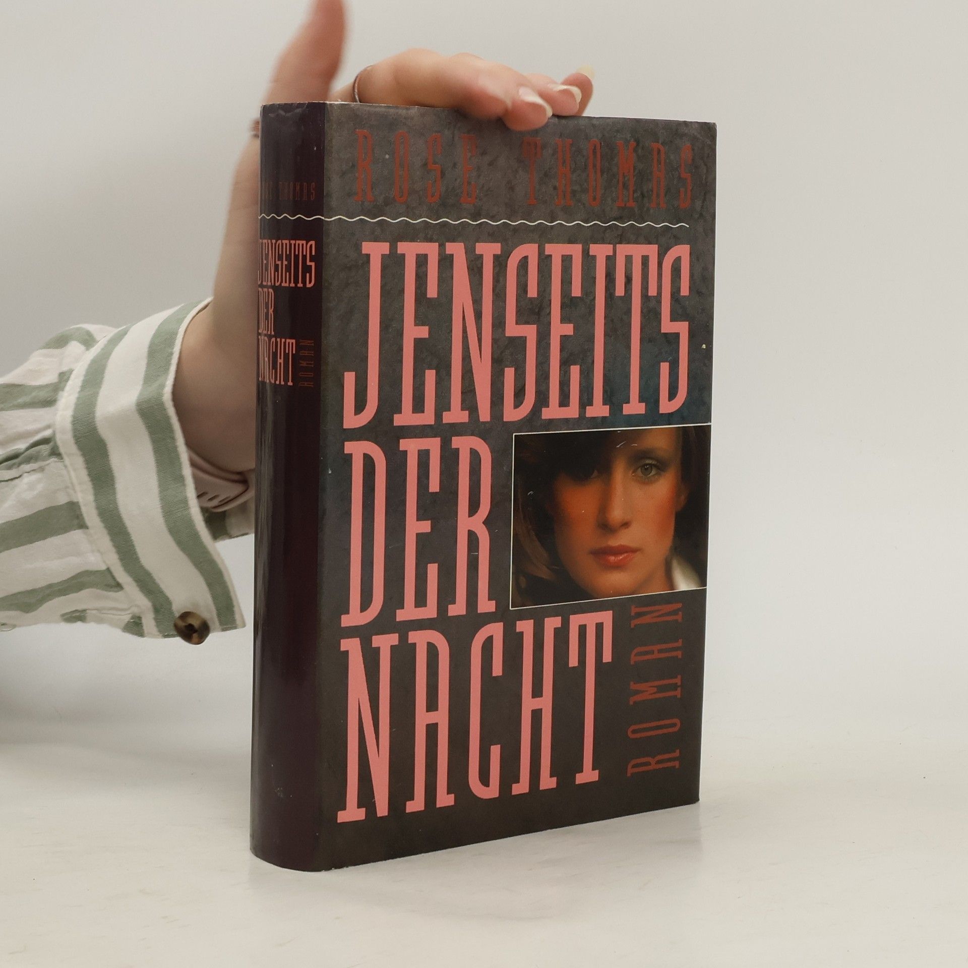 Rose Thomas Jenseits der Nicht